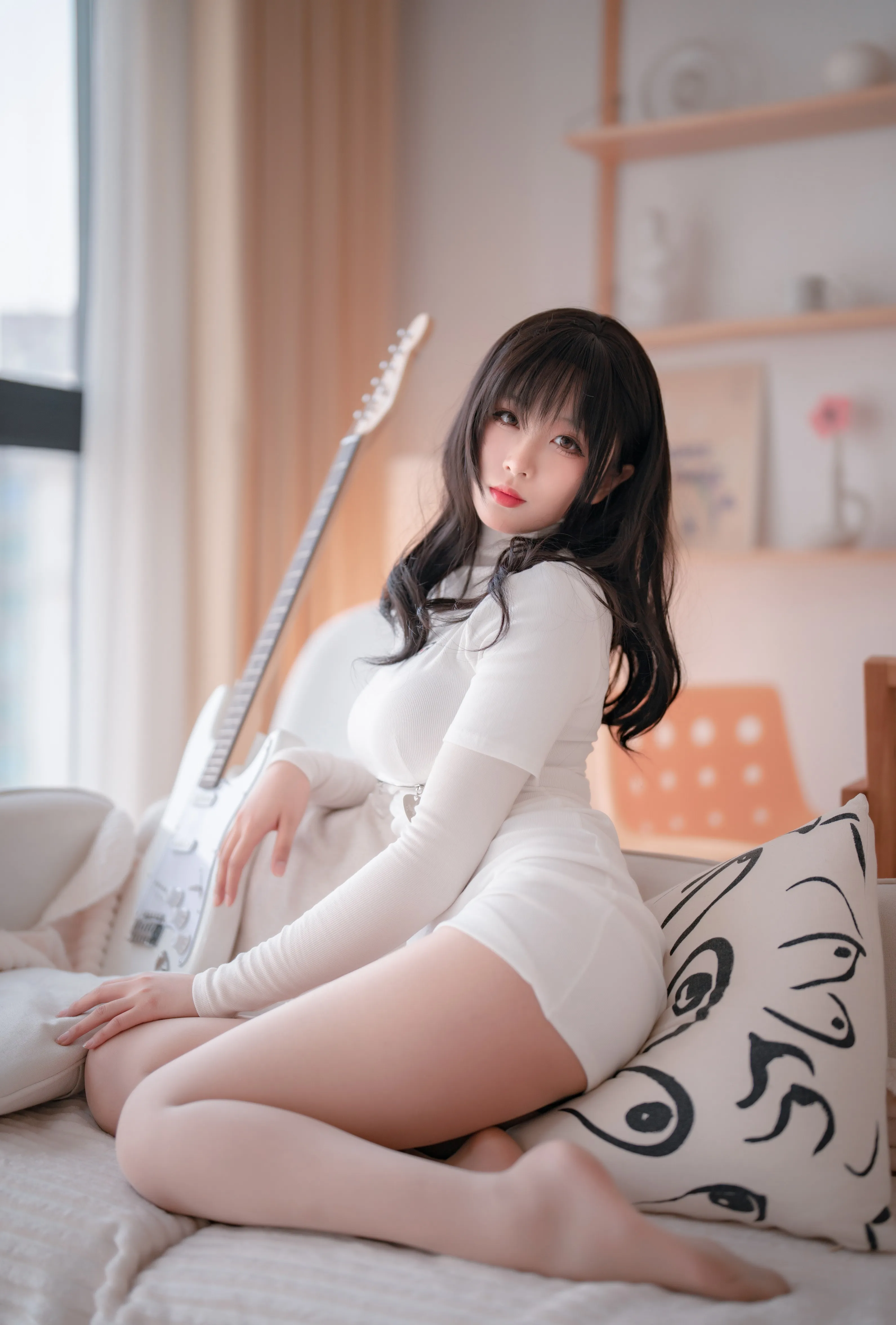 轩萧学姐吉他妹妹肉丝套61P107MB首发资源