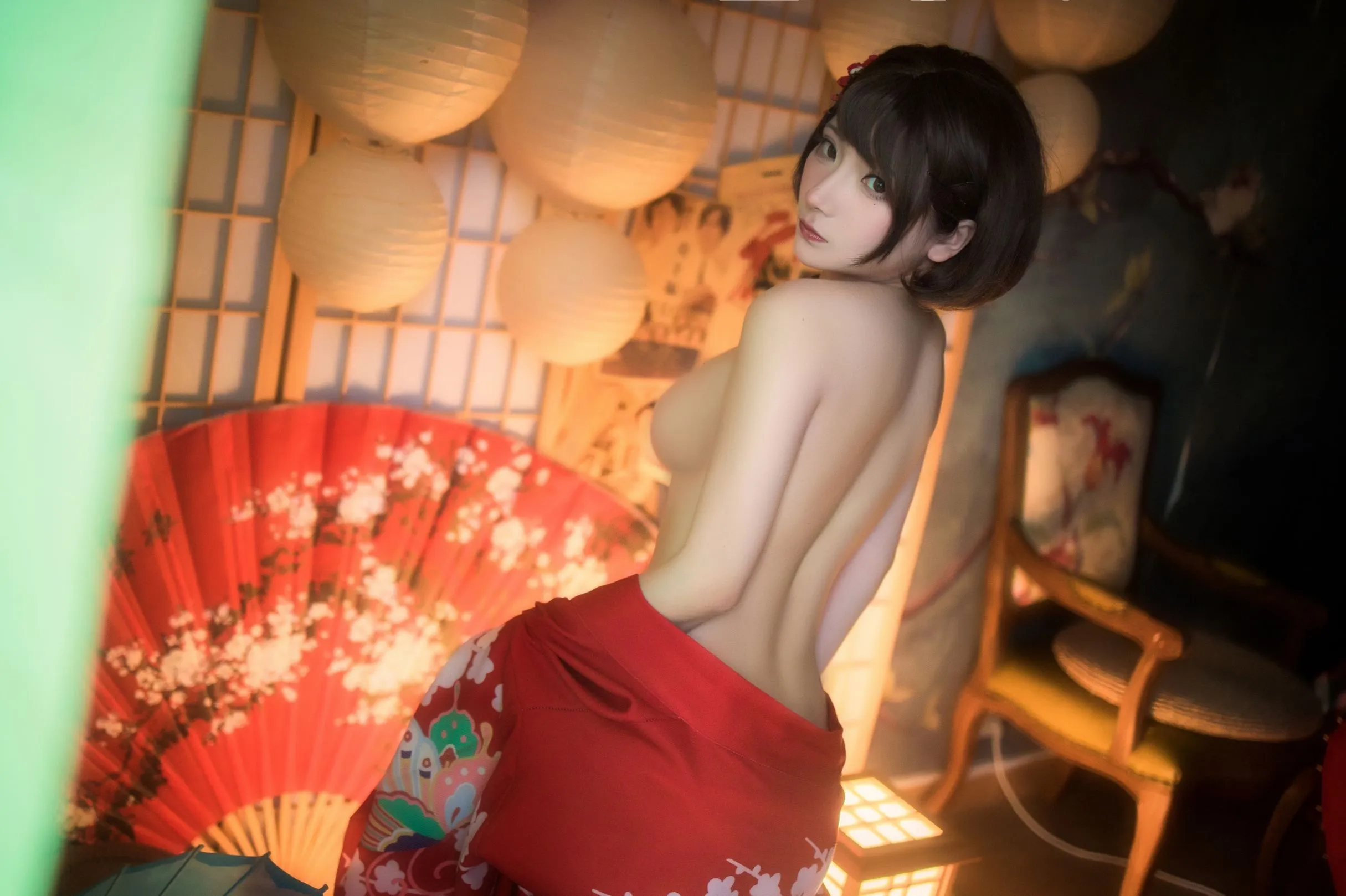 是三不是世w和服1122每日更新