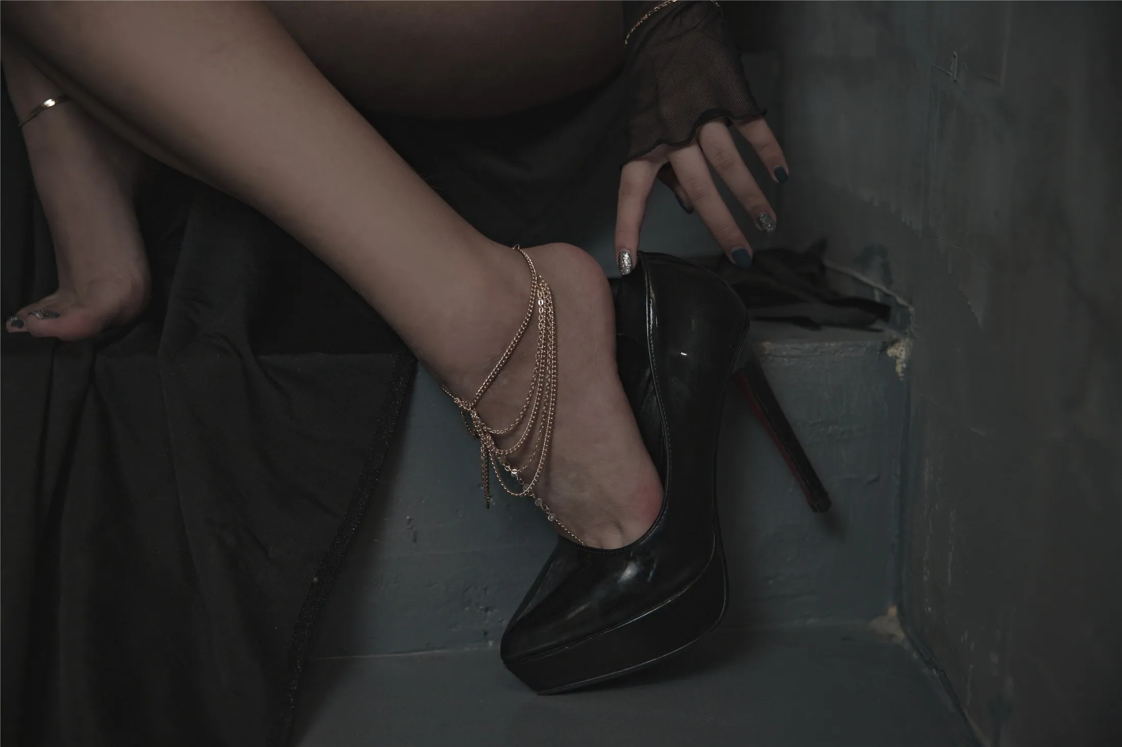 洛璃LoLiSAMA狼少女狼女的调教130P0306精选