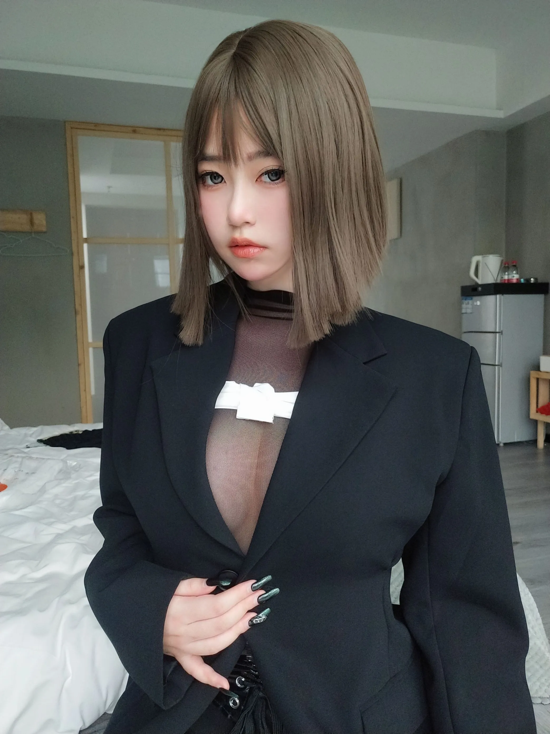 女主K大胆的秘书0101高清图