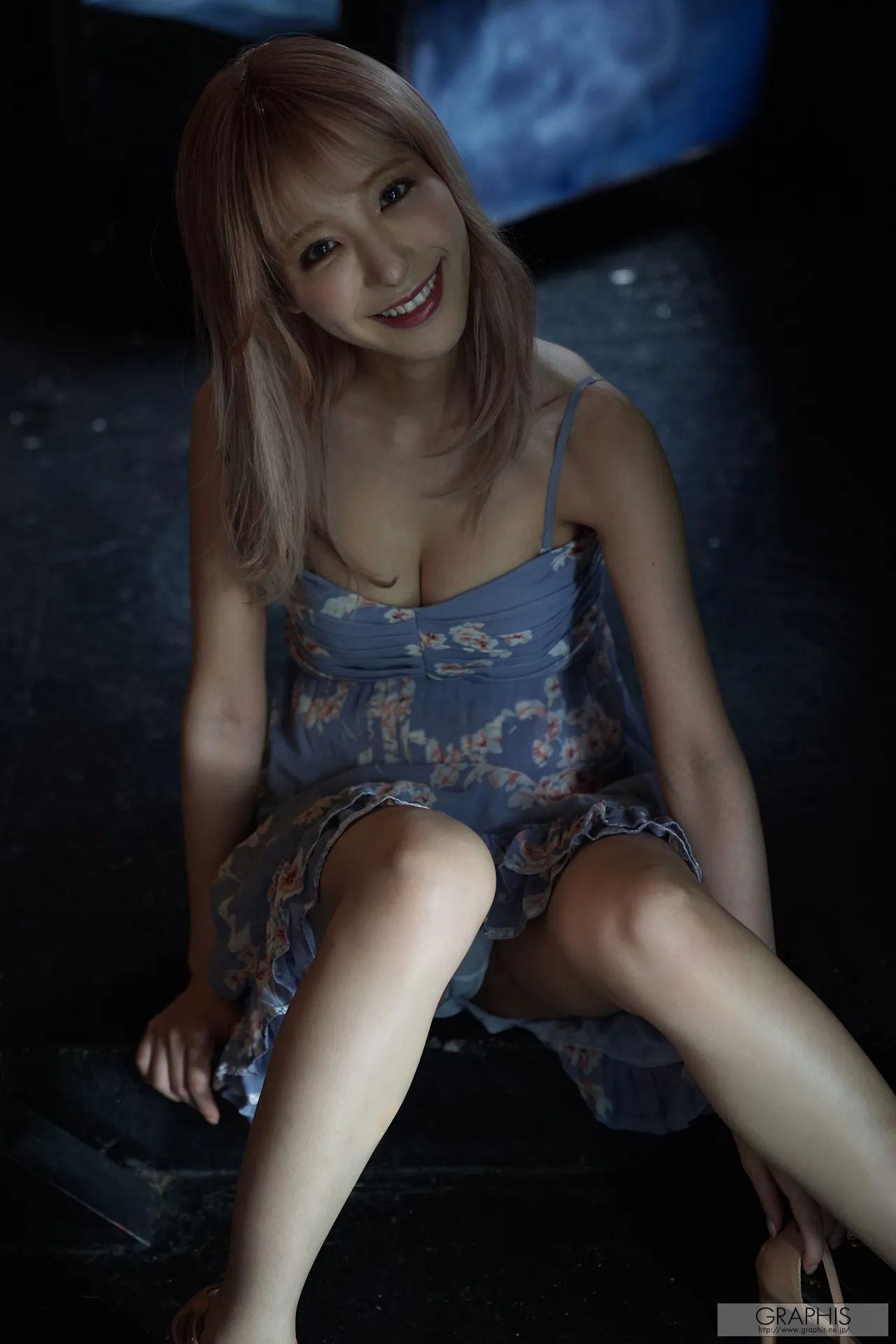 GraphisKanaMomonogi桃乃木かな180P0423免费福利