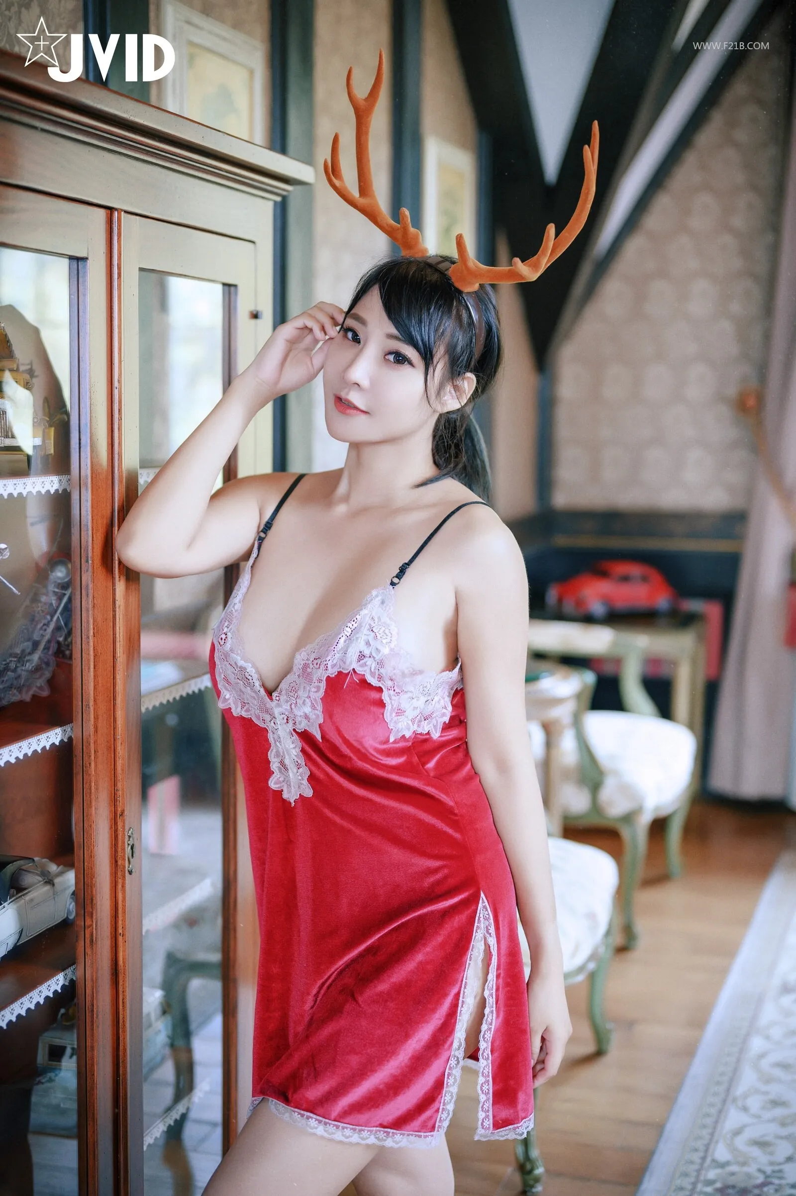 JVID乐乐鹿角女孩的报恩161P02134K图集