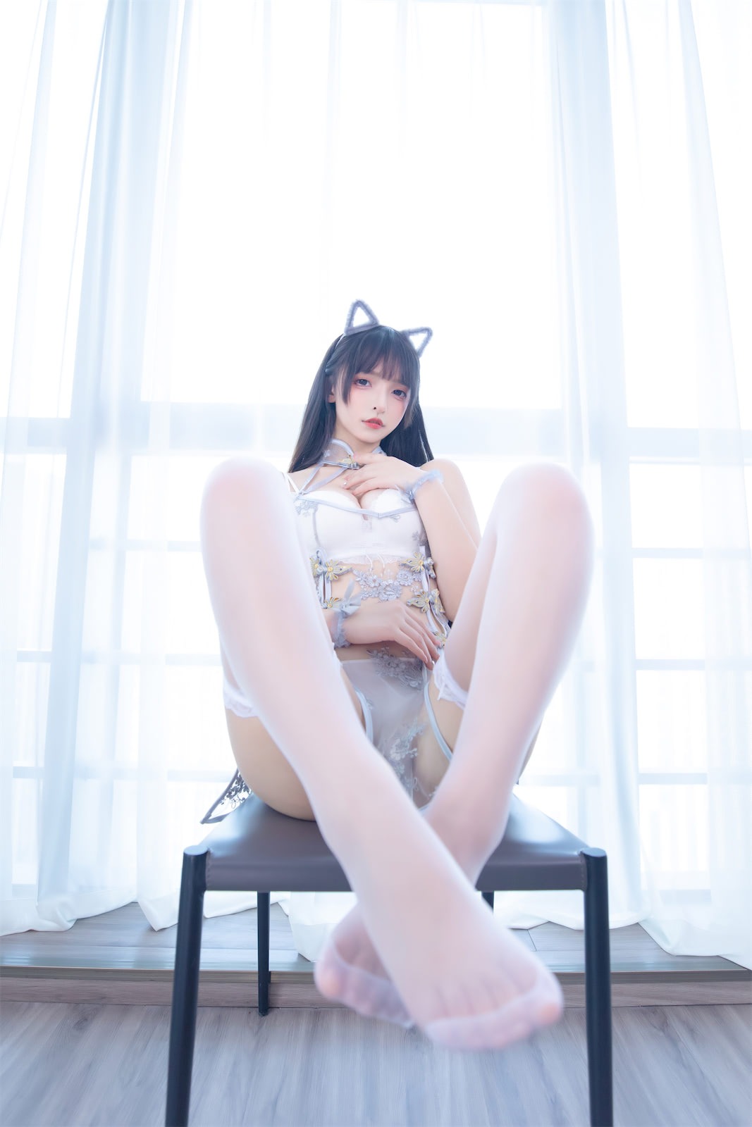 神楽坂真冬羞涩喵喵网红写真