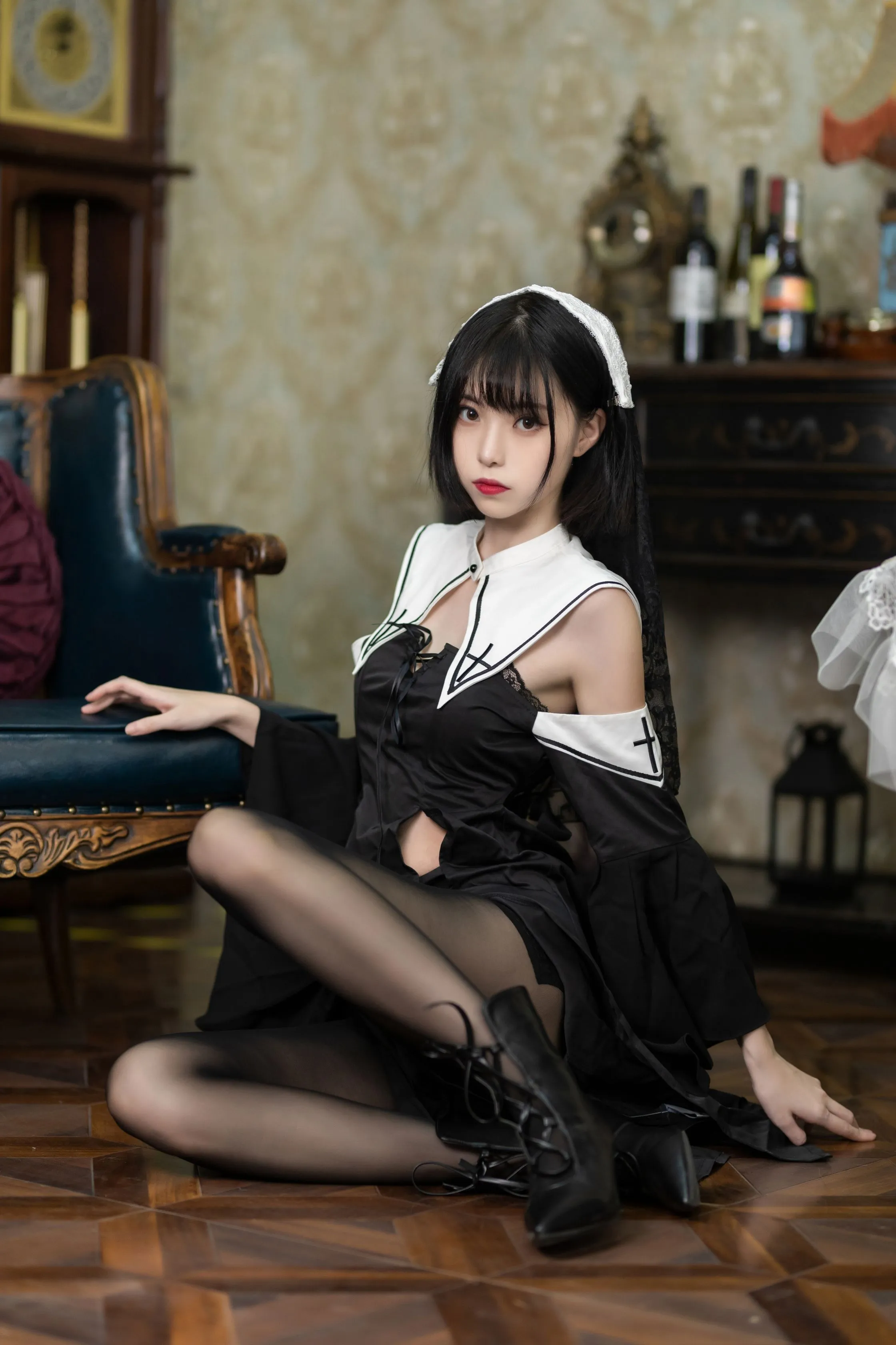 许岚LAN暗黑修女40P640MB免费福利
