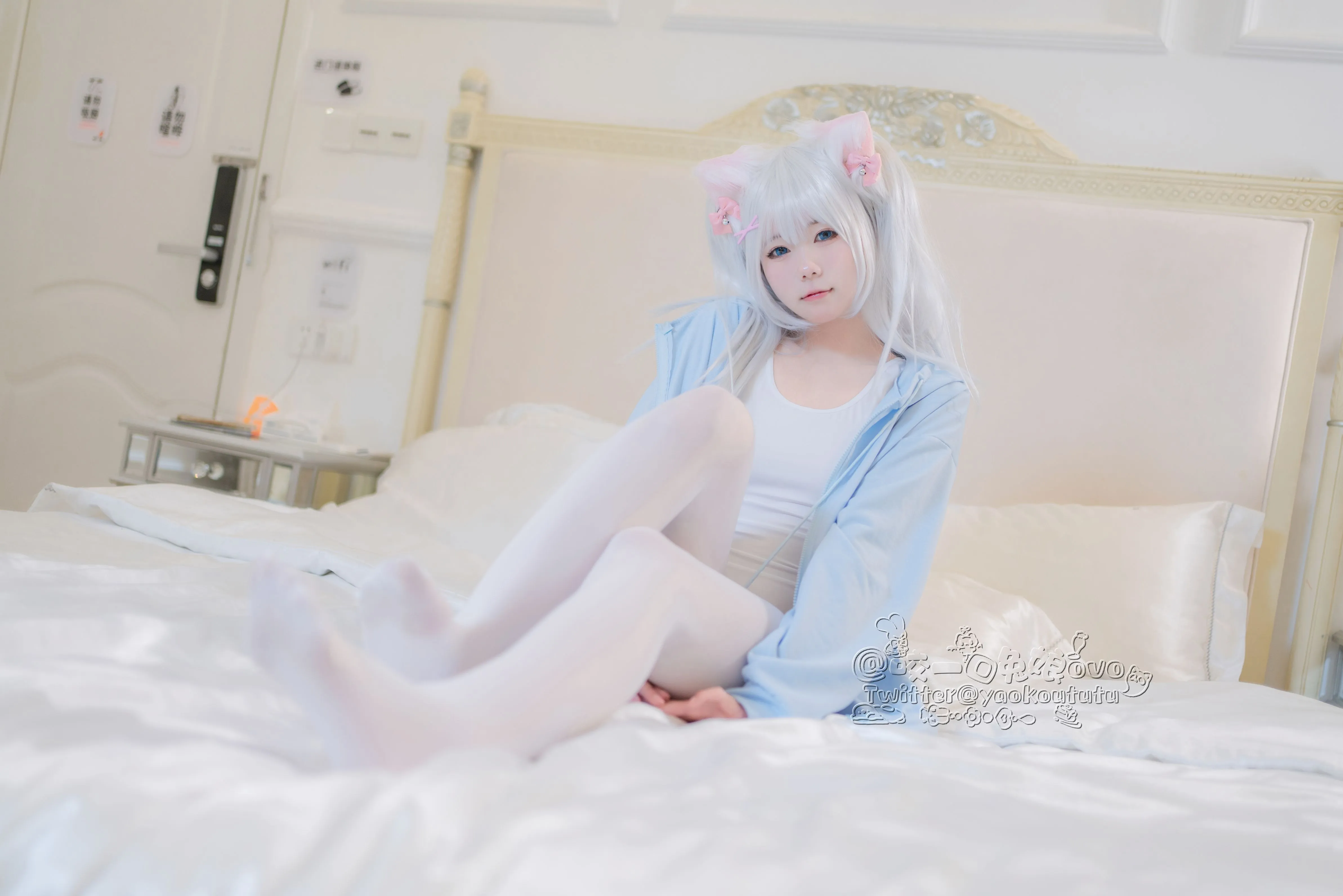 咬一口兔娘黏黏团子兔做你的猫56P1V0305网红写真