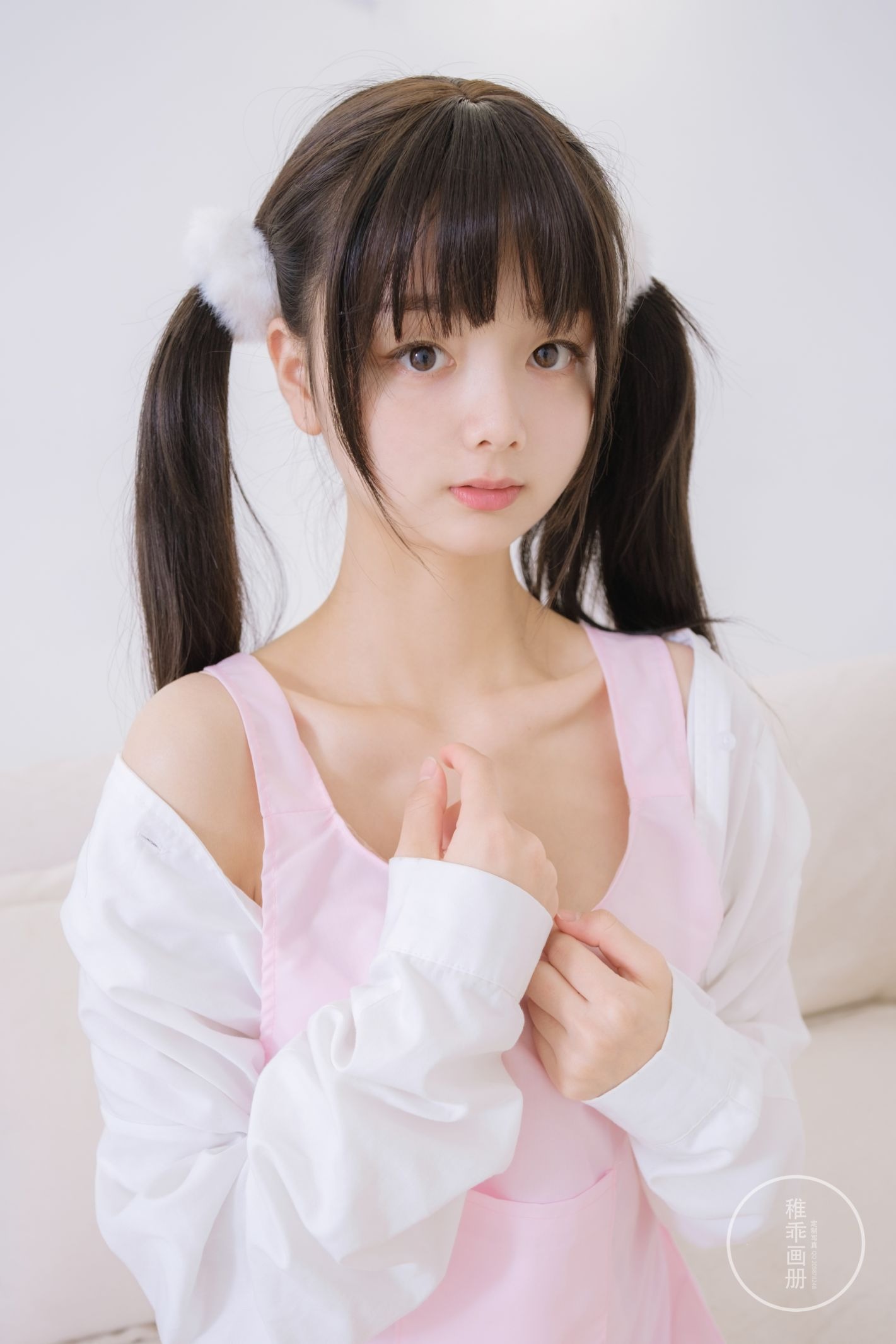 稚乖画册NO06新年福利43P350MB每日更新