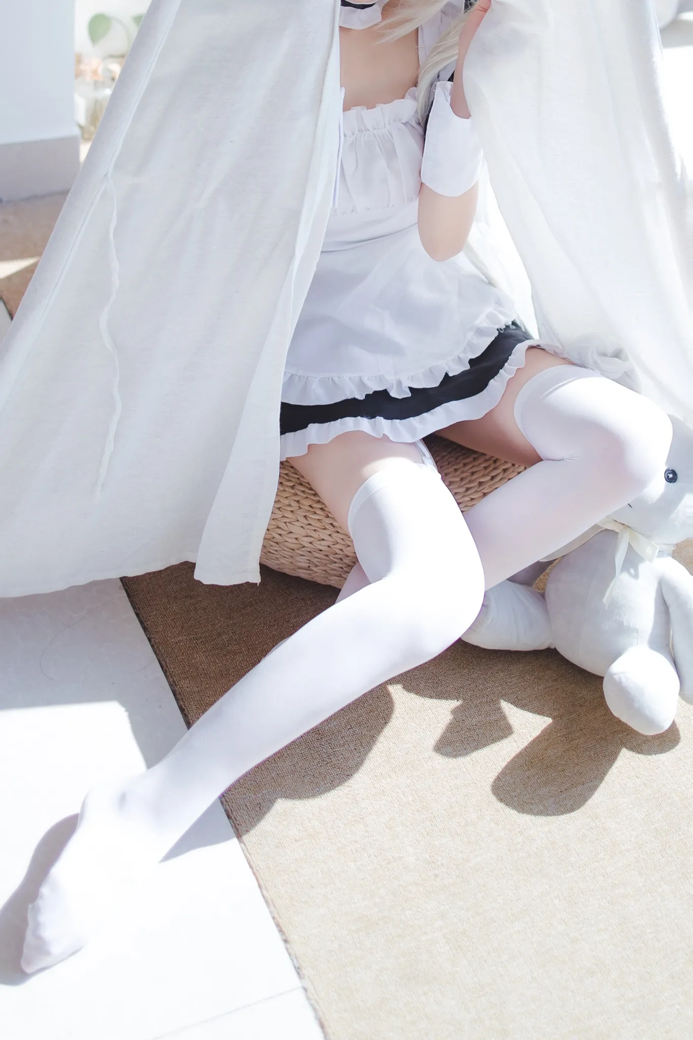 coser衣衣穹妹女仆28P46MB4K图集