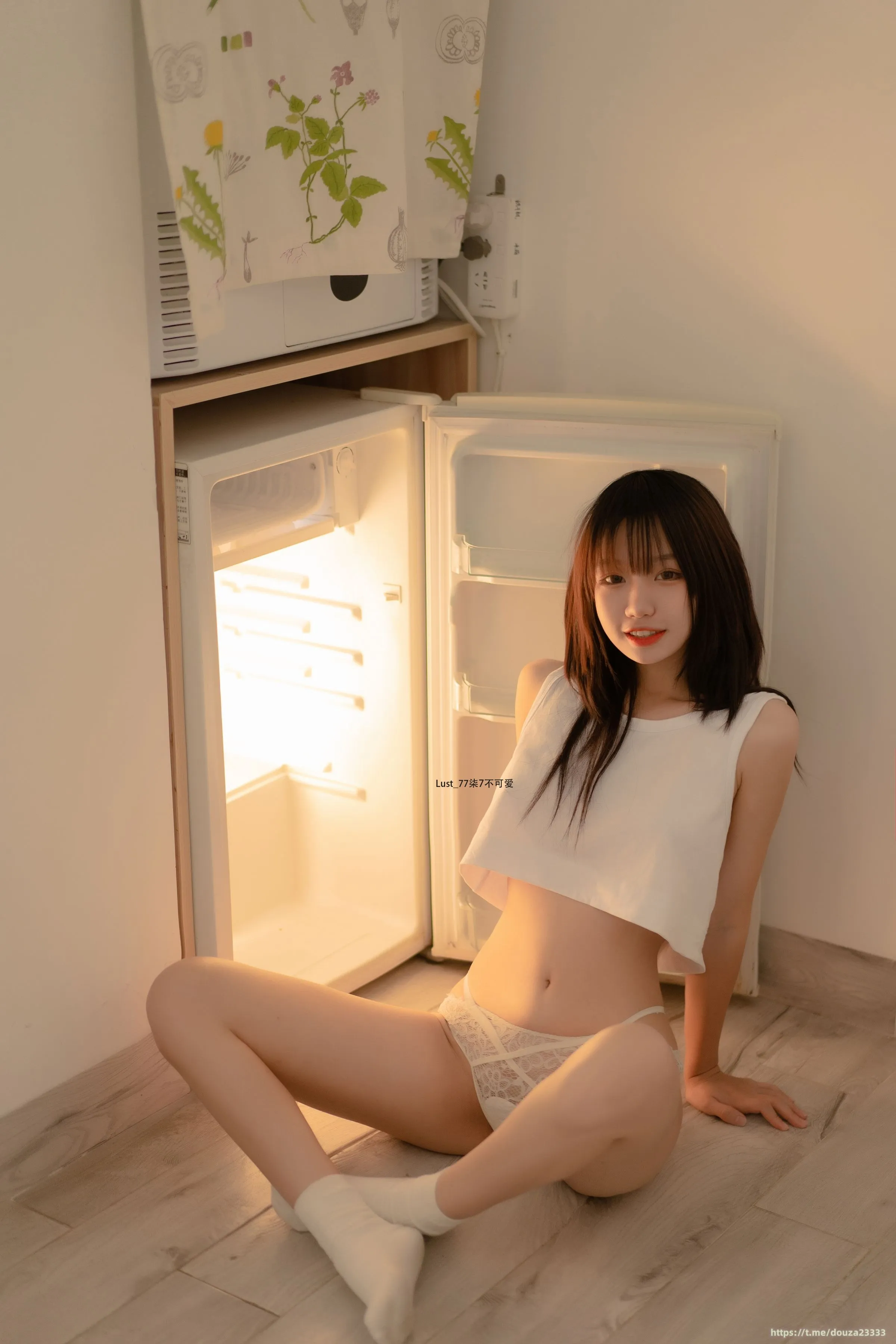 柒柒不可爱初恋背心117P160GB在线欣赏