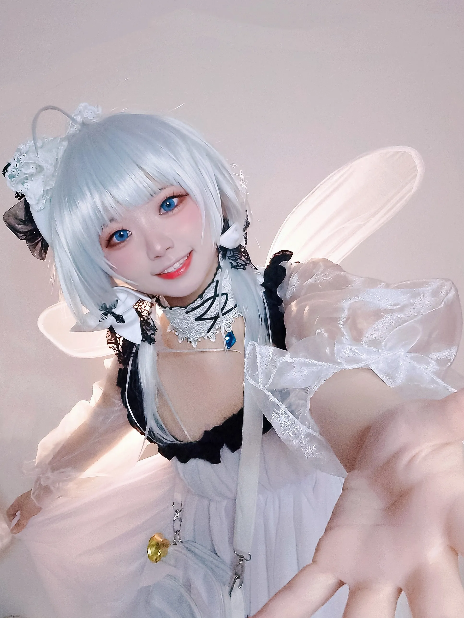 伊喵君_Nya碧蓝航线小光辉19P70MB最新写真
