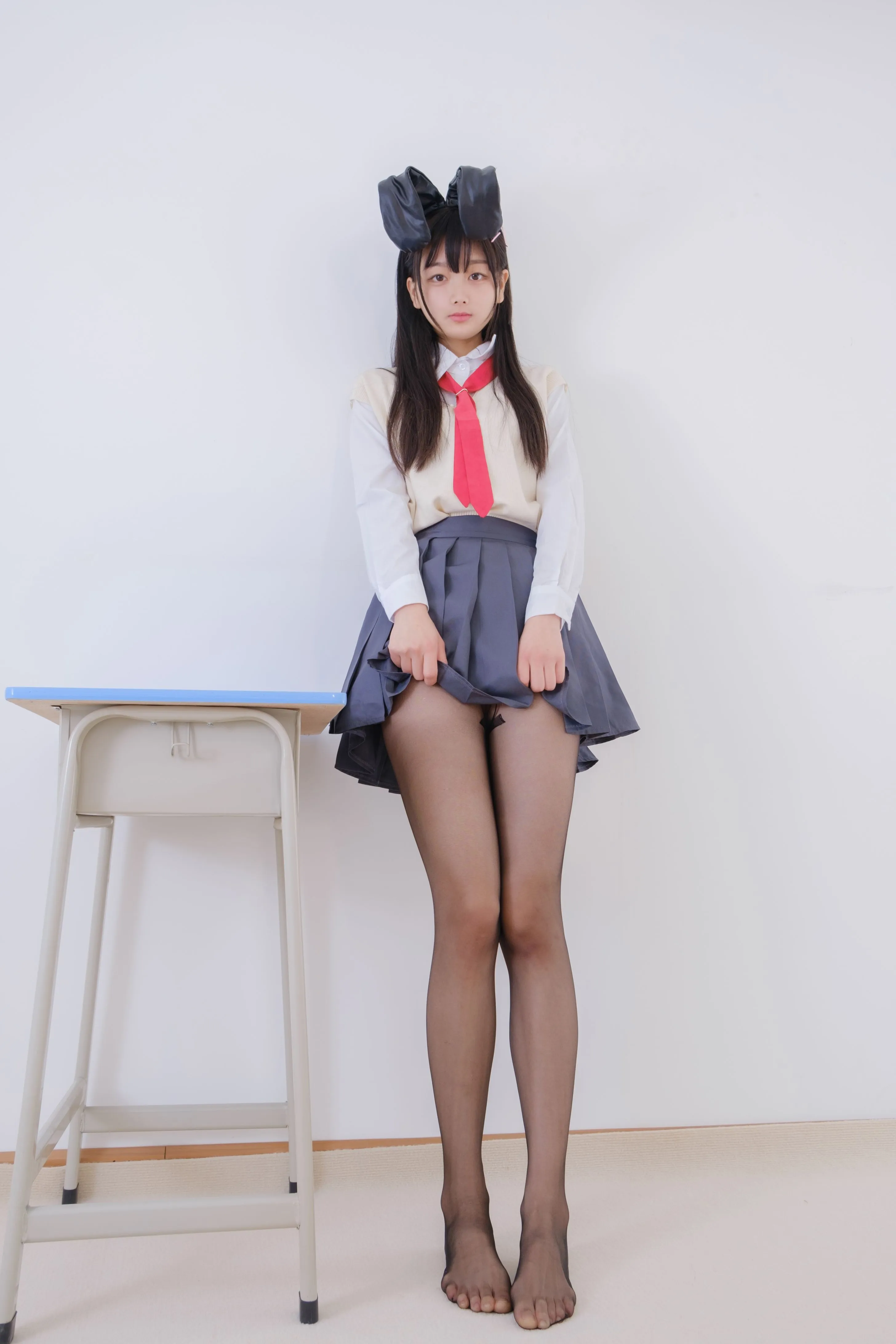VIP夜夜麻衣学姐87P1V306G青春猪头麻衣学姐cos夜夜87图1视频306G首发资源