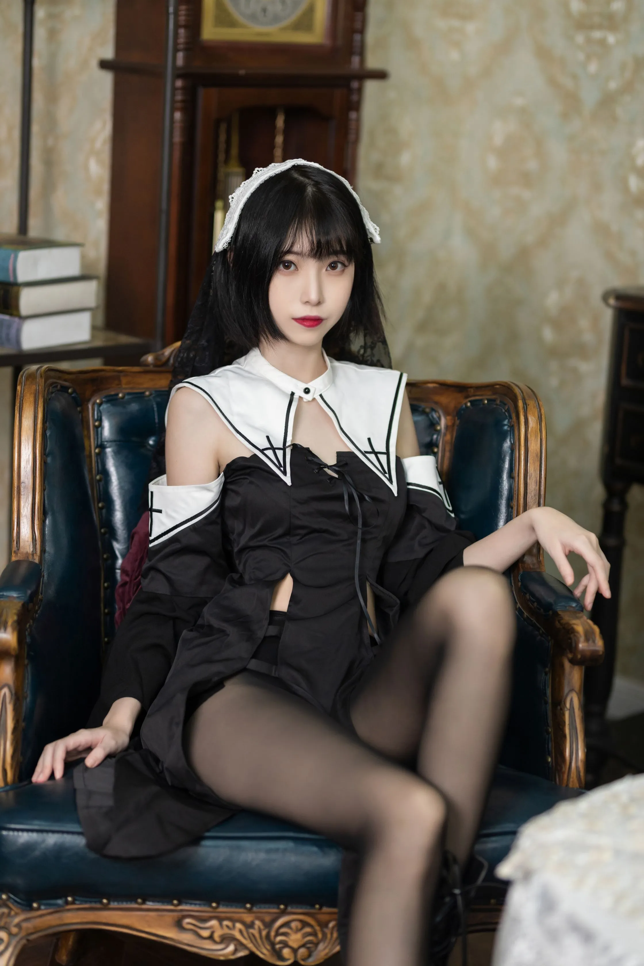 许岚LAN暗黑修女40P640MB免费福利