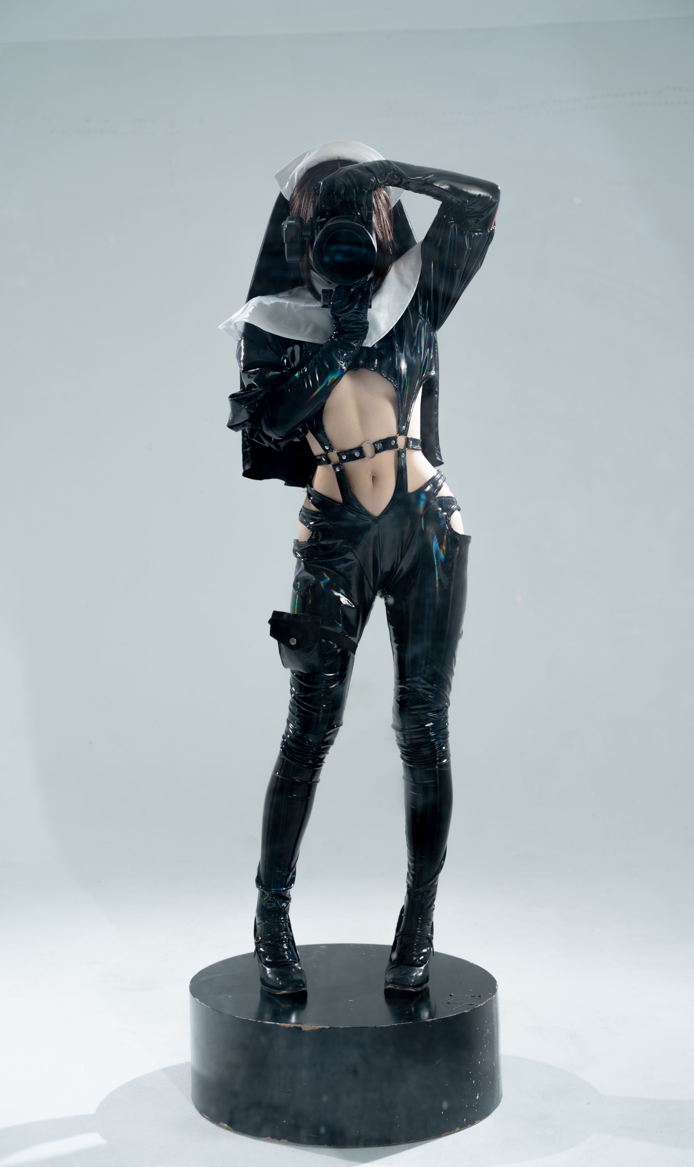 花玲漆皮修女38p10月2打赏群资源原版写真