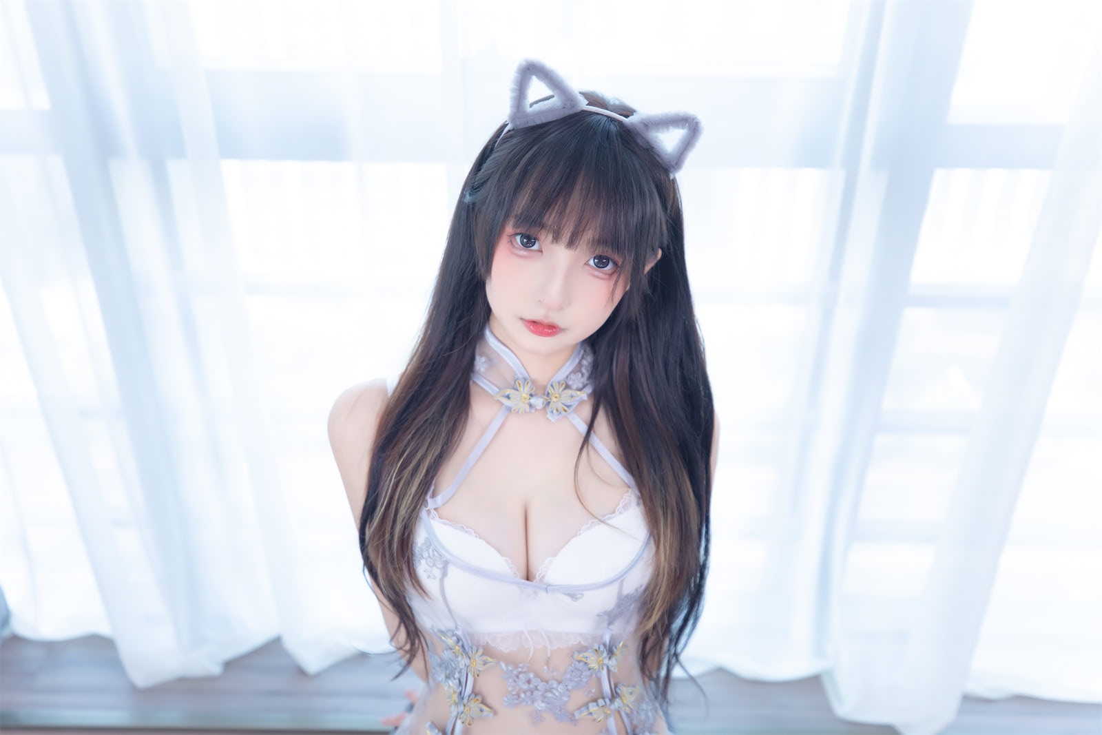神楽坂真冬羞涩喵喵网红写真