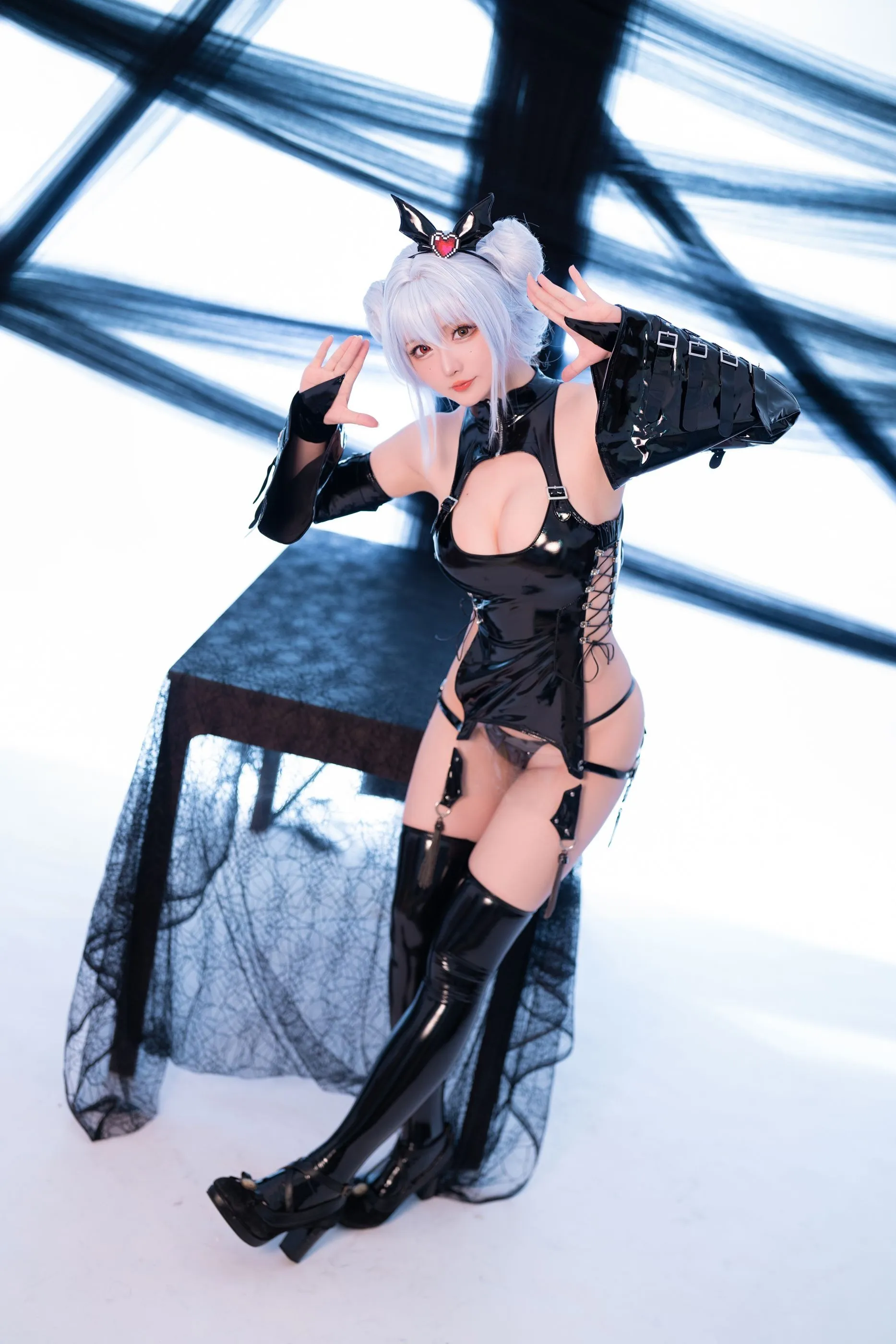 星之迟迟水蓝小恶魔0912热门写真