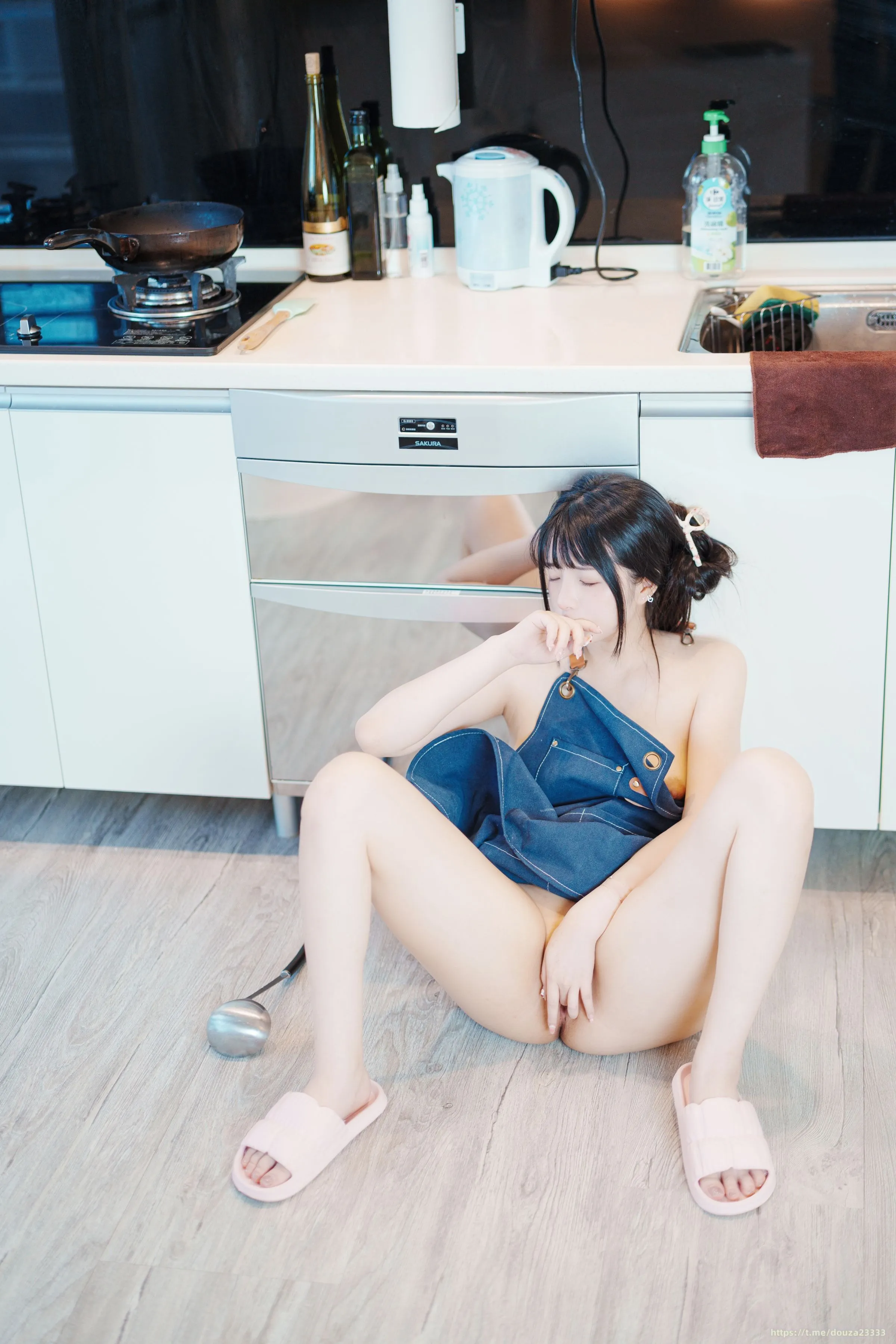 落落RakuYourwaifu1月21打赏群资源在线欣赏