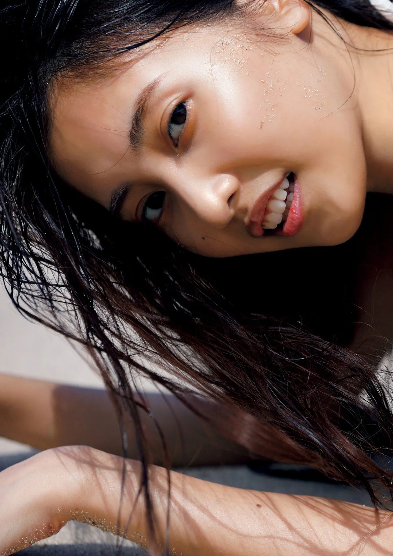 佐野ひなこ写真集COLORS週プレPHOTOBOOK145P1119完整版