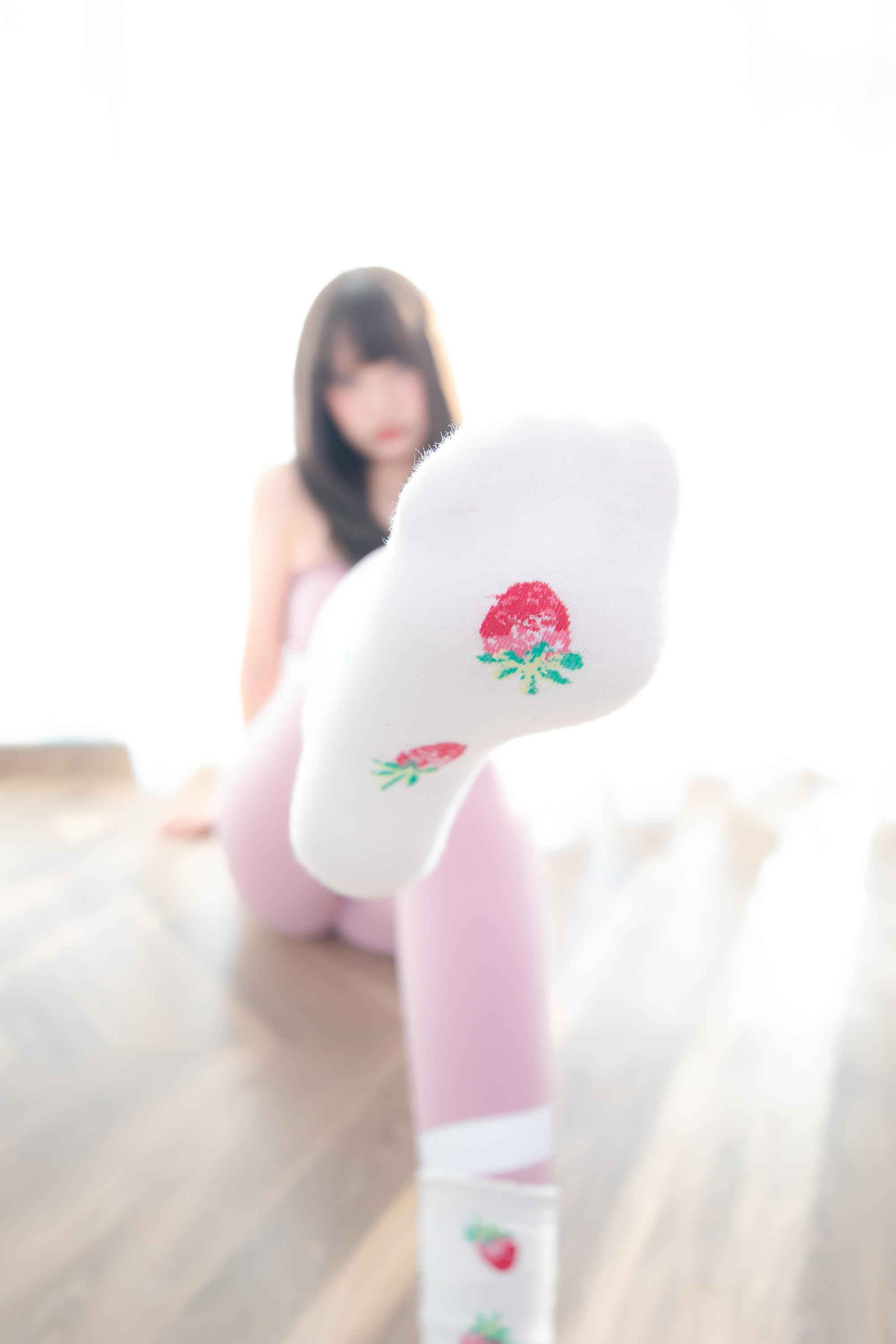 神楽坂真冬草莓蜜桃75P143MB免费资源