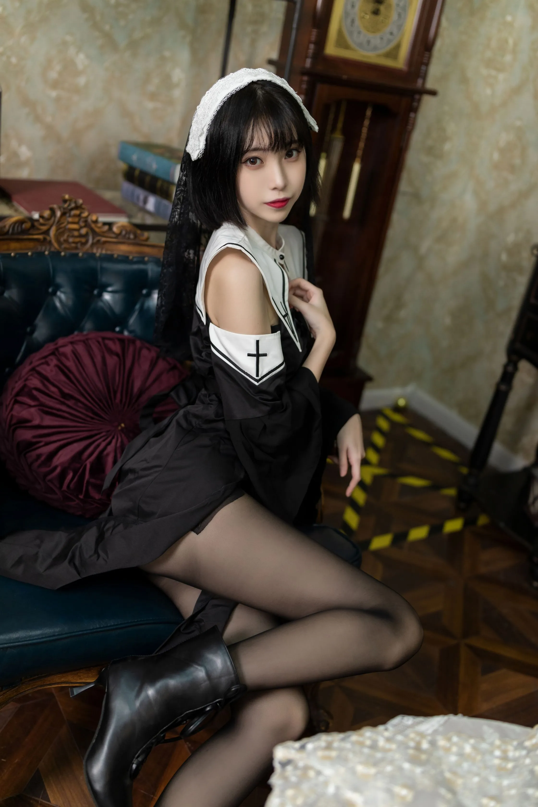 许岚LAN暗黑修女40P640MB免费福利