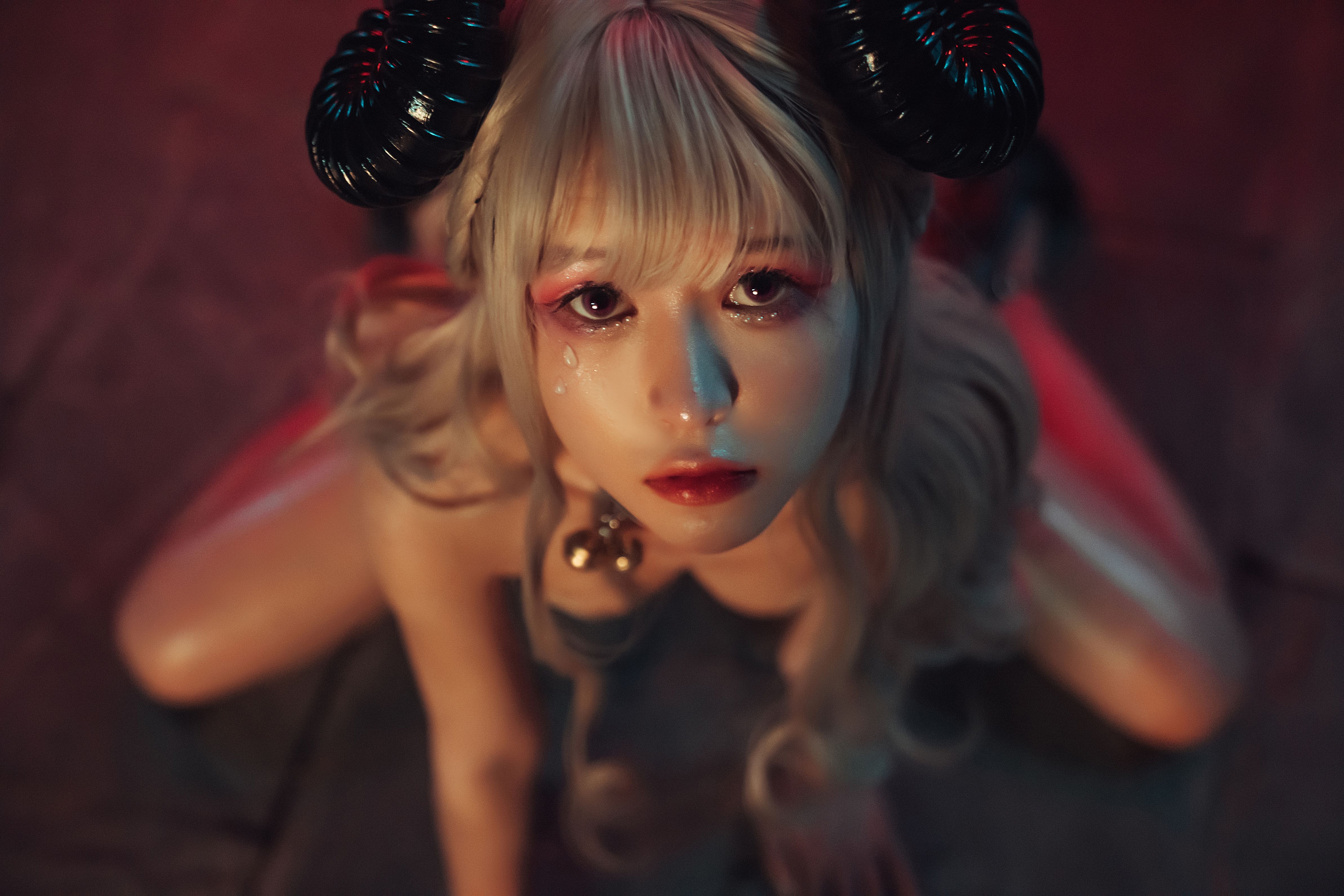 美少女晕崽惩戒魅魔48P1V992MB收藏必备