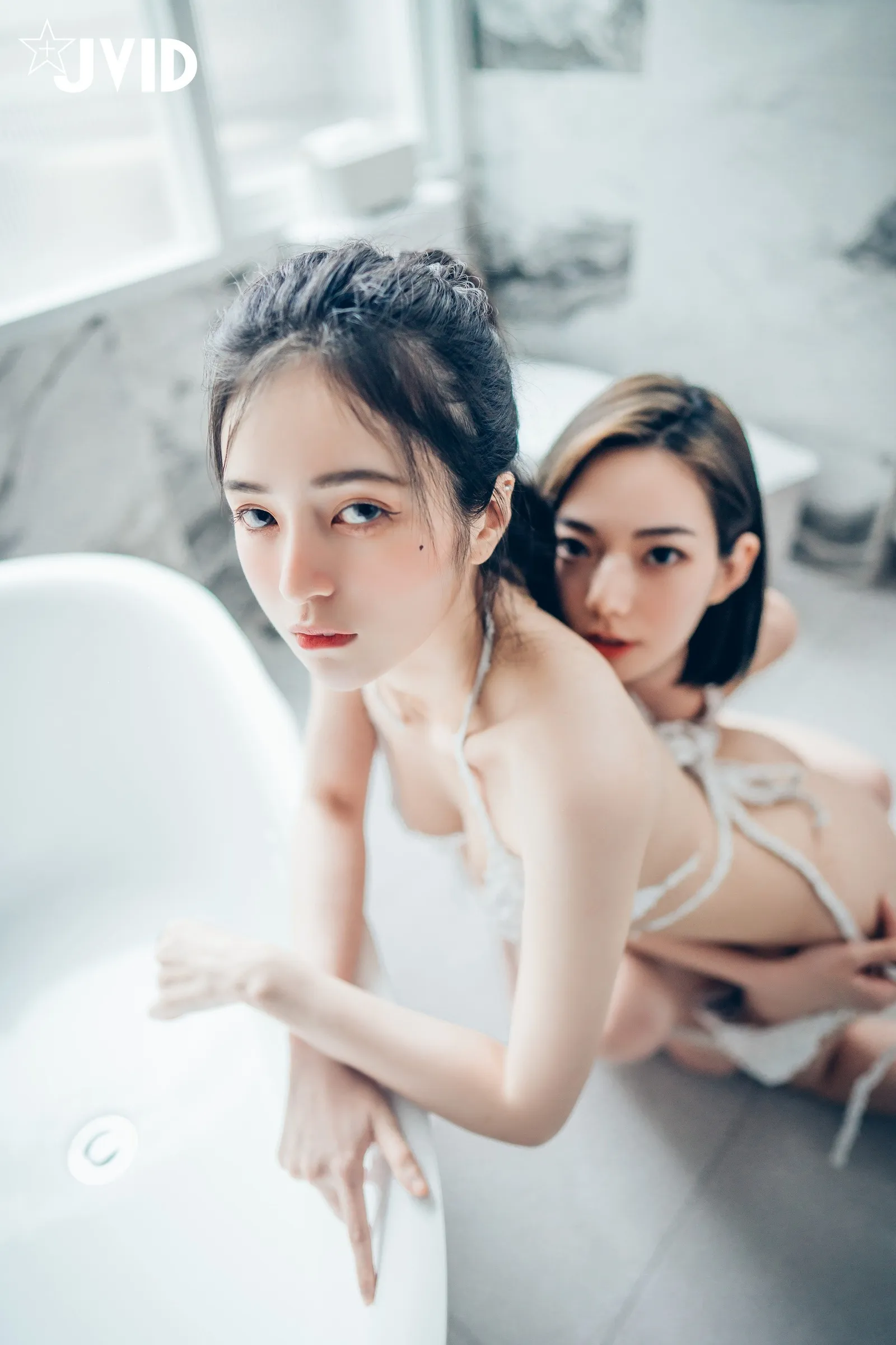 JVID啾啾amp辰辰两只猫咪的亲密接触爆款写真