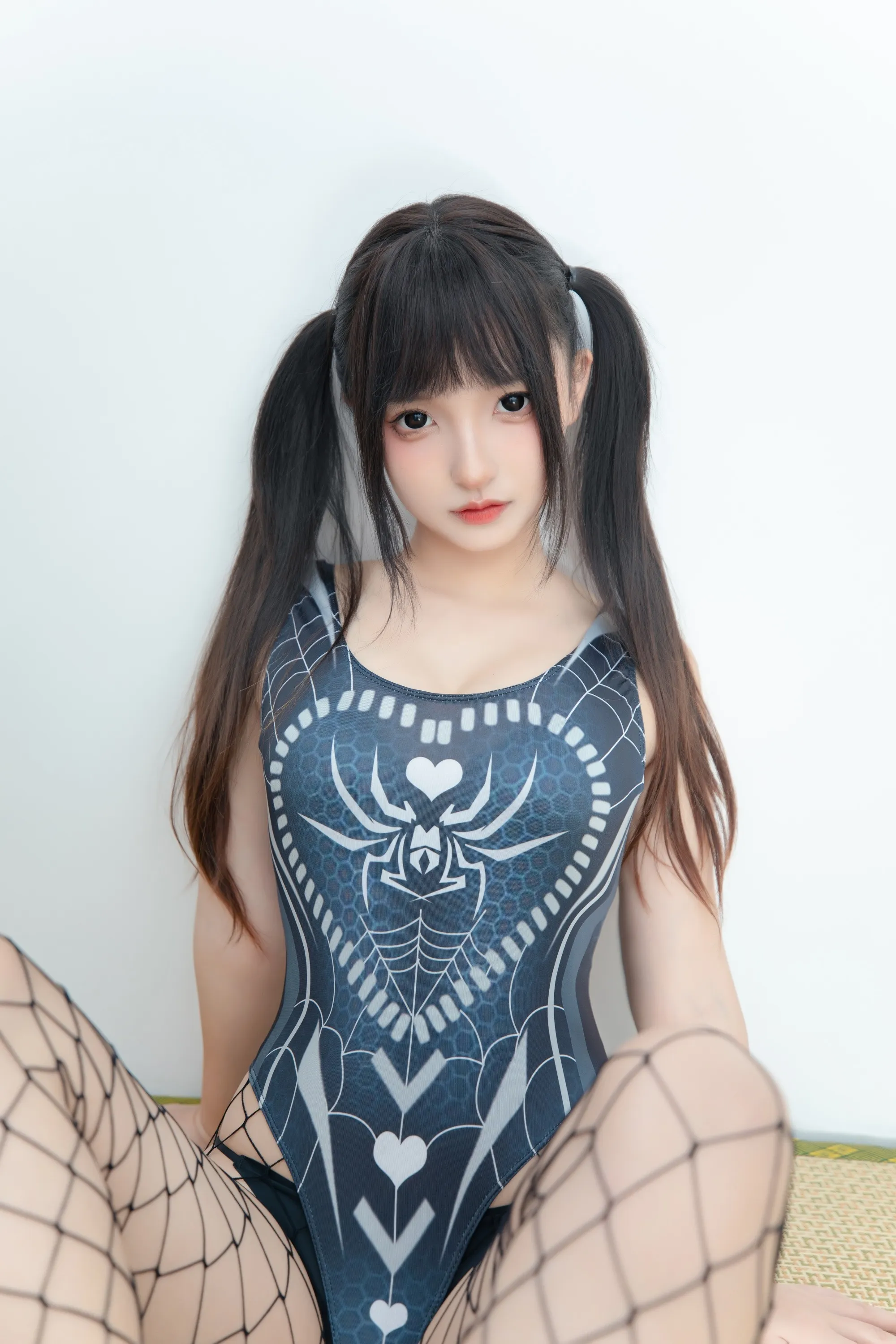 神楽坂真冬蜘蛛女孩75P182MB免费资源