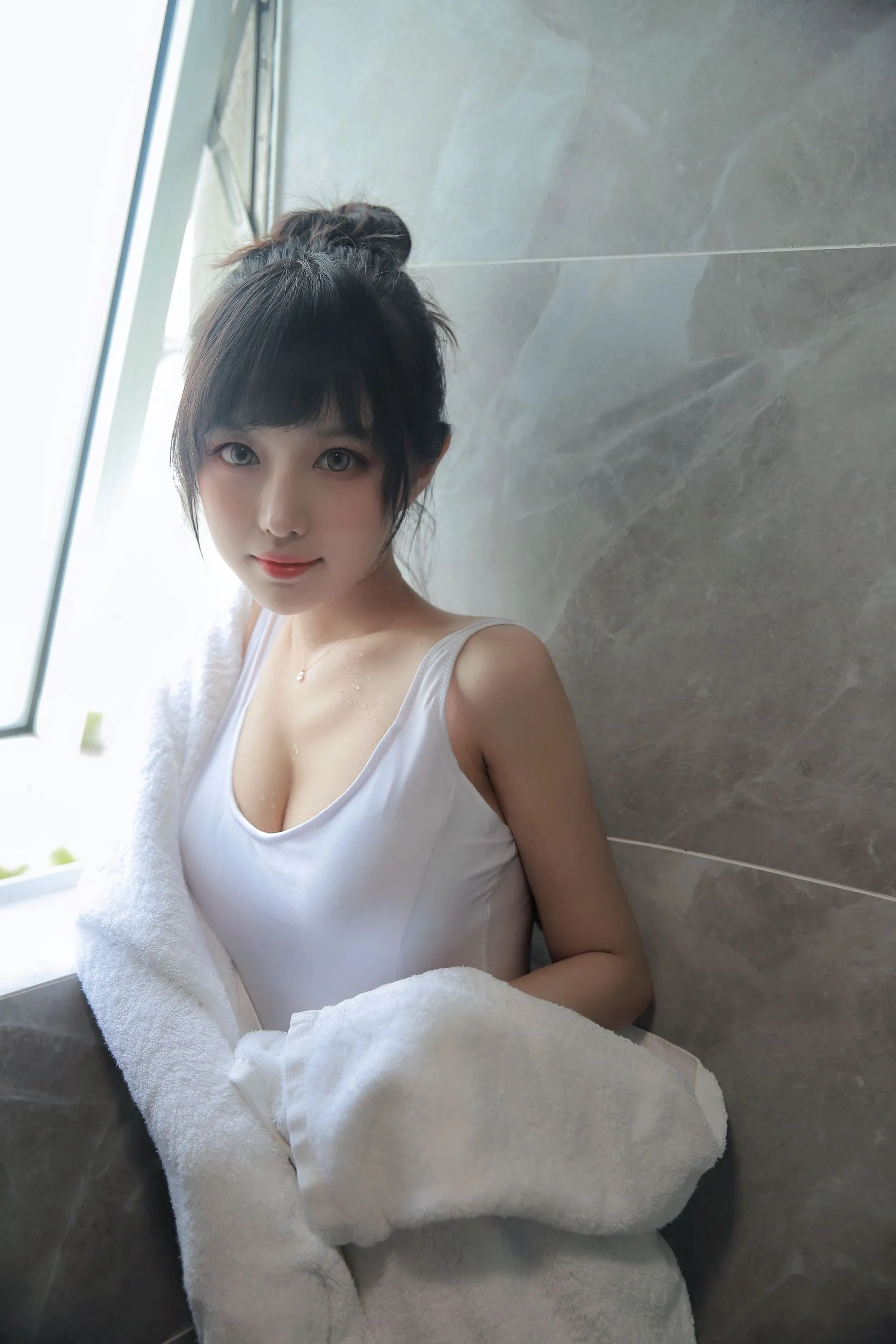 Shika小鹿鹿半透浴室22P51MB0613网红写真