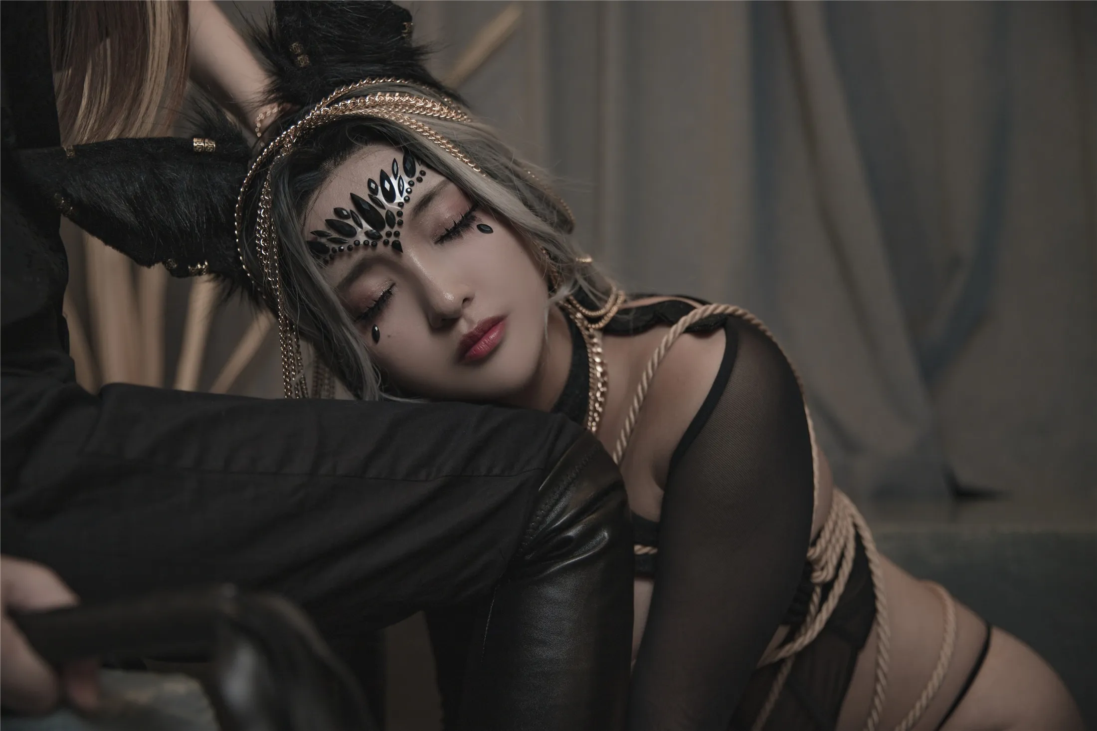 洛璃LoLiSAMA狼少女狼女的调教130P0306精选