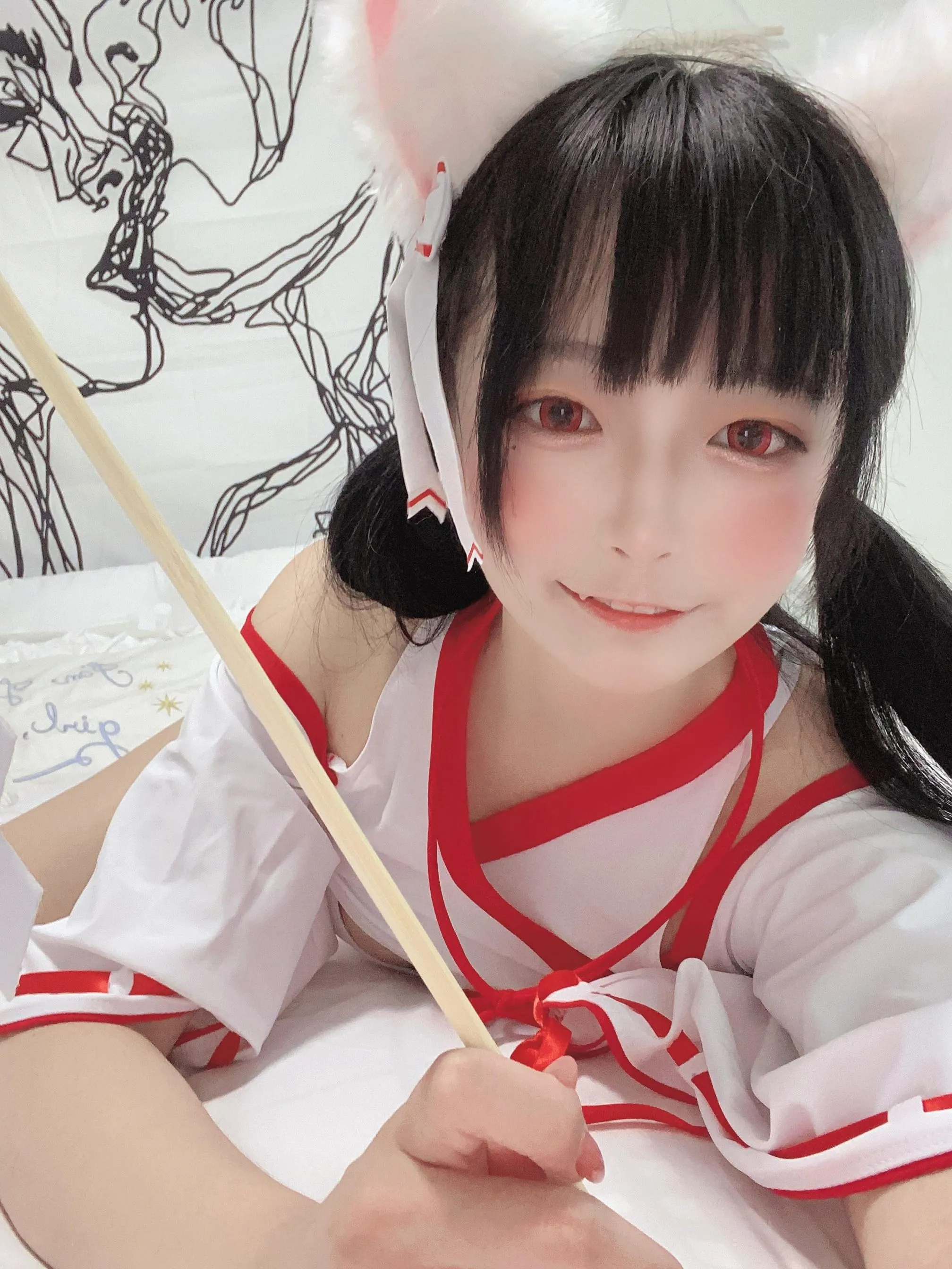 佳佳好难啊神社巫女40P6V273MB0522高清无水印