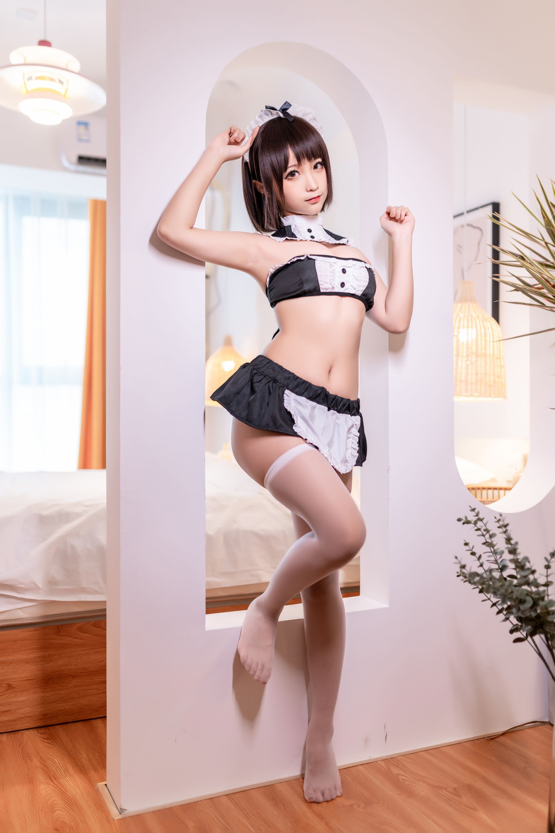 沫沫真爱版撩汉女仆原版写真