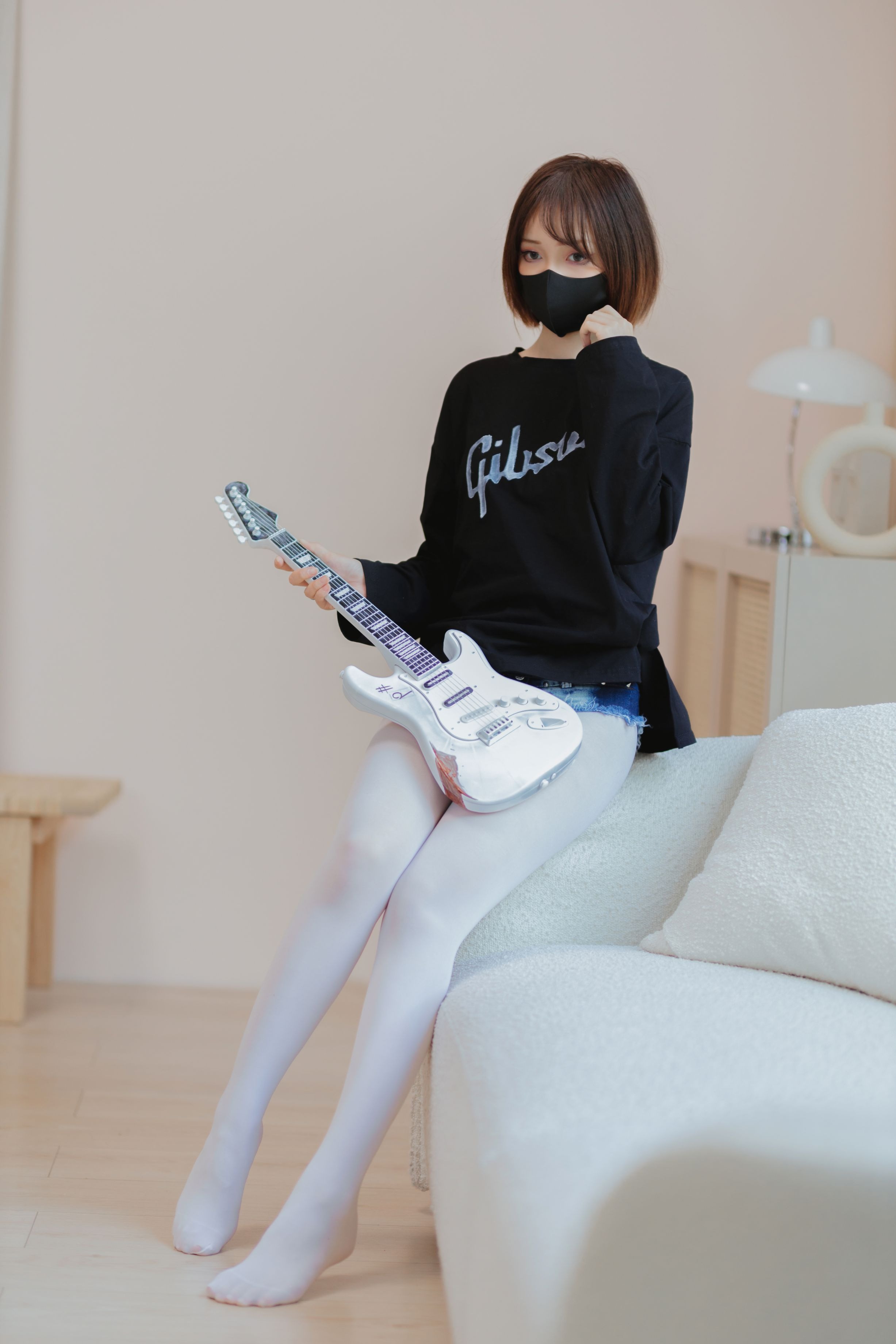 洛桑w伊梓NO001升玖老师38P406MB在线预览