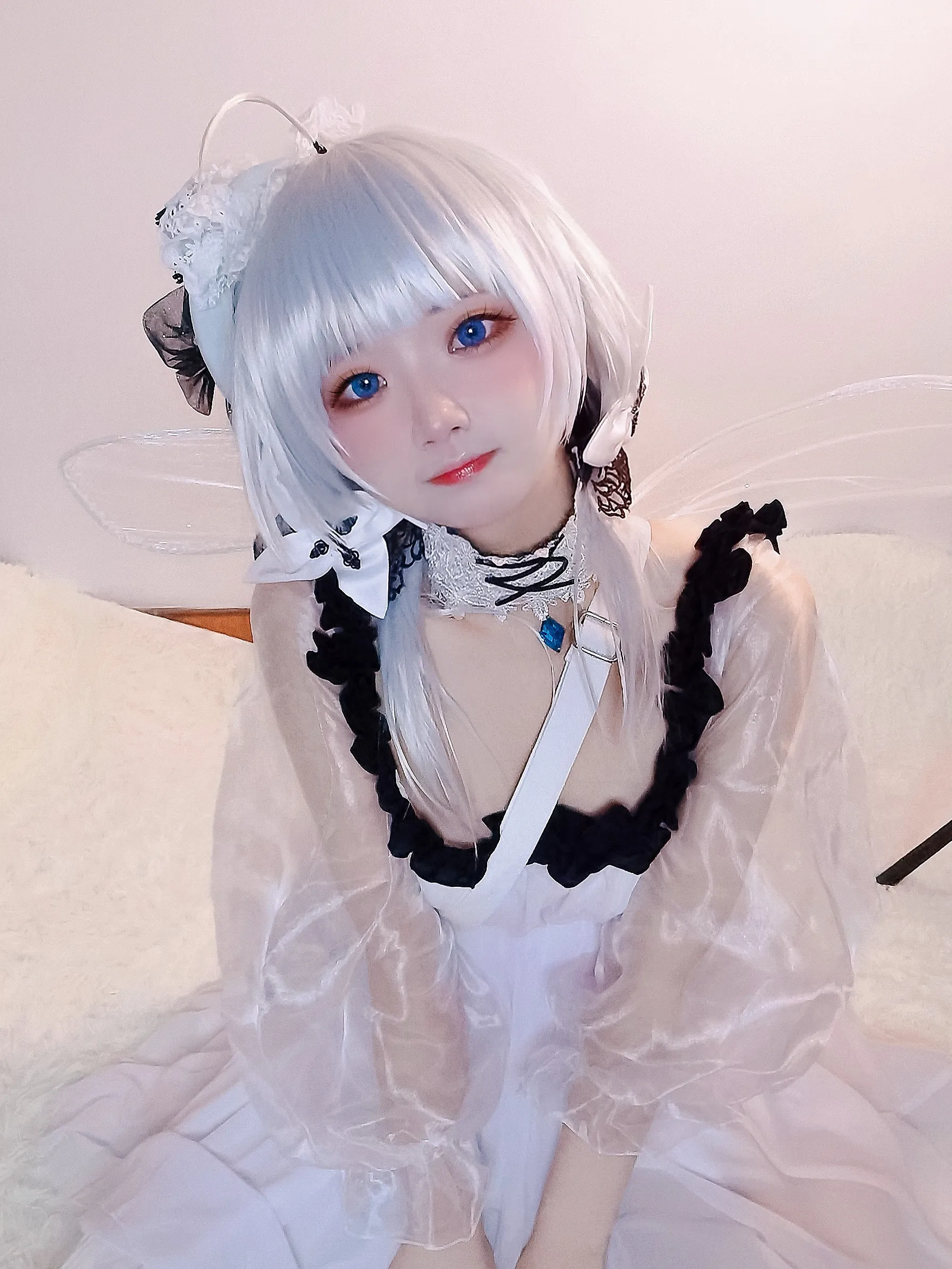 伊喵君_Nya碧蓝航线小光辉19P70MB最新写真