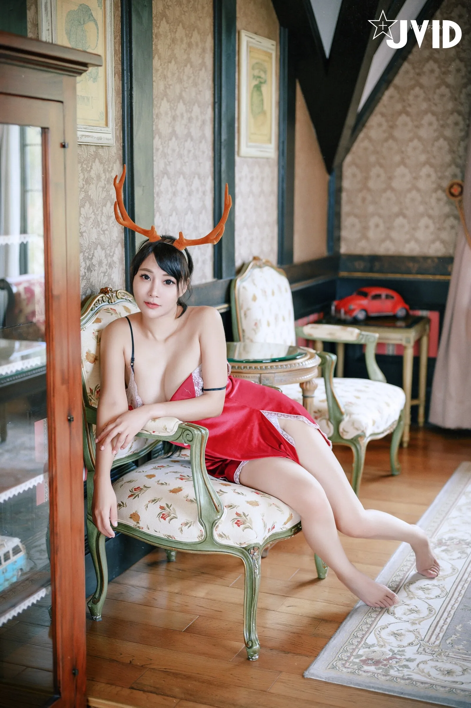 JVID乐乐鹿角女孩的报恩161P02134K图集