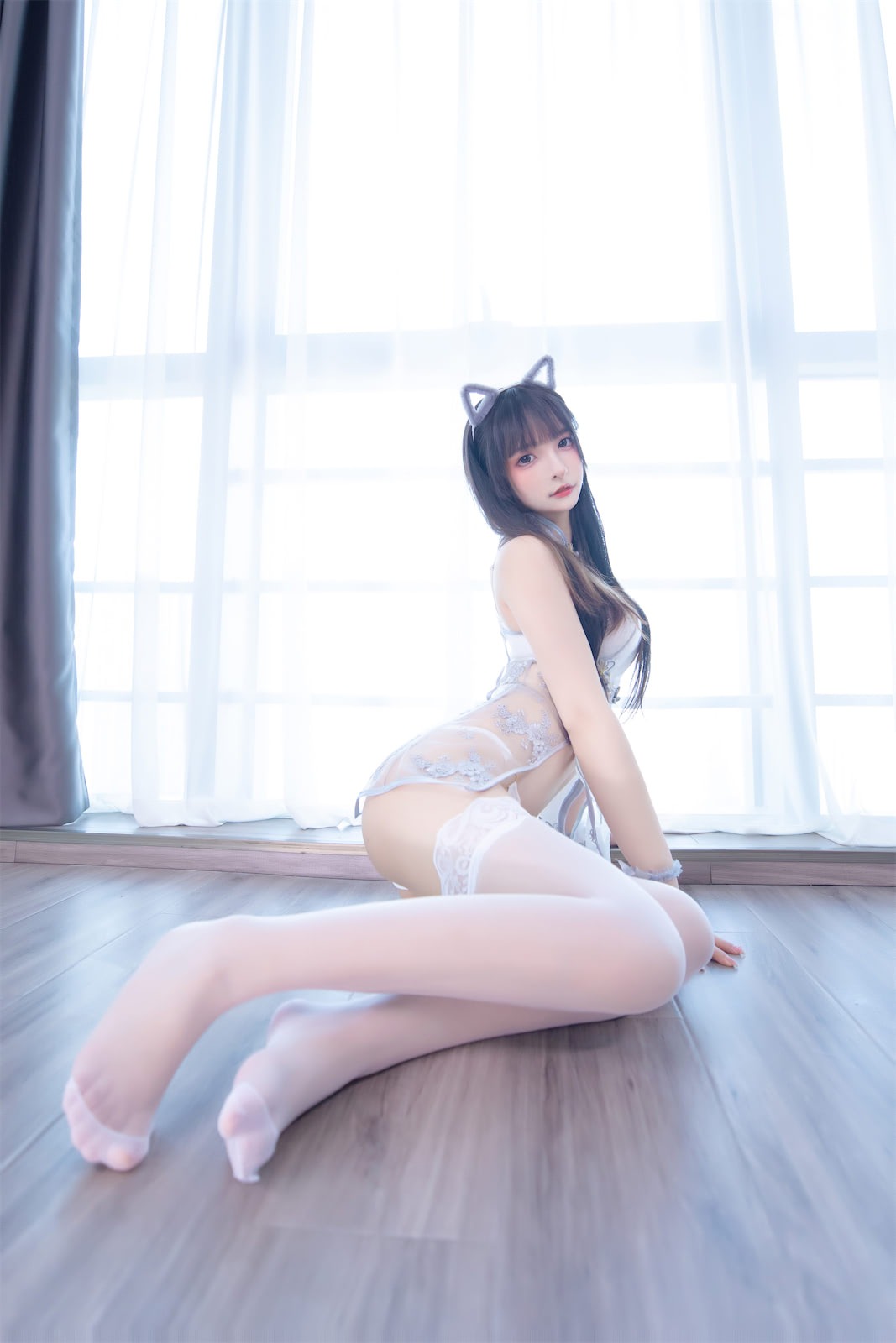 神楽坂真冬羞涩喵喵网红写真