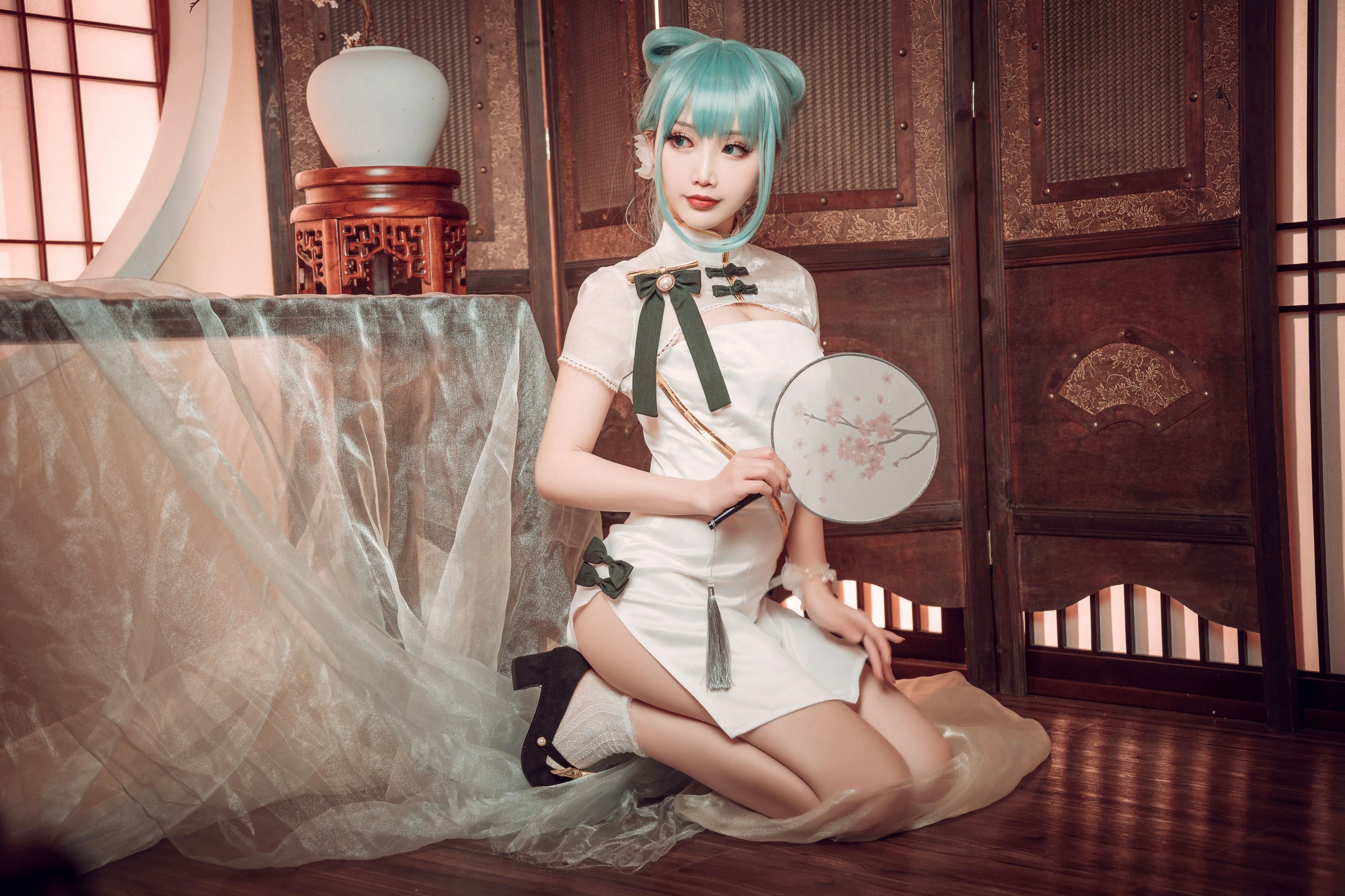 面饼仙儿初音旗袍28P514MB热门写真