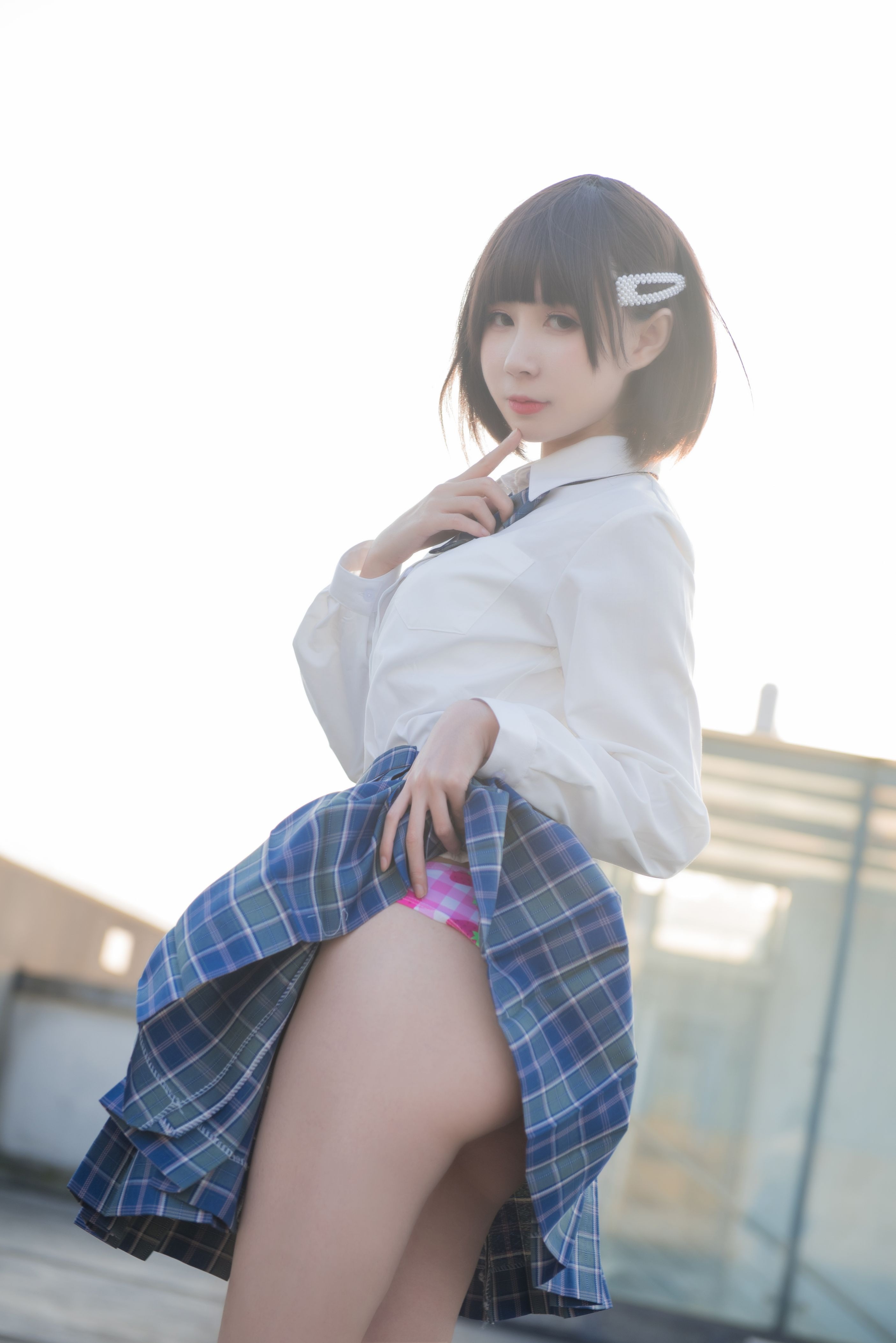 西园寺南歌NO01少女裙底高分推荐