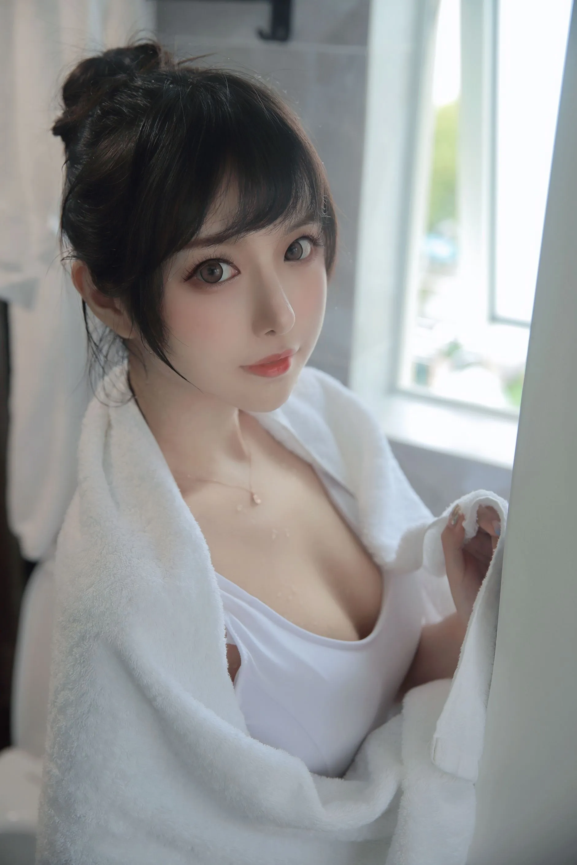 Shika小鹿鹿半透浴室22P51MB0613网红写真