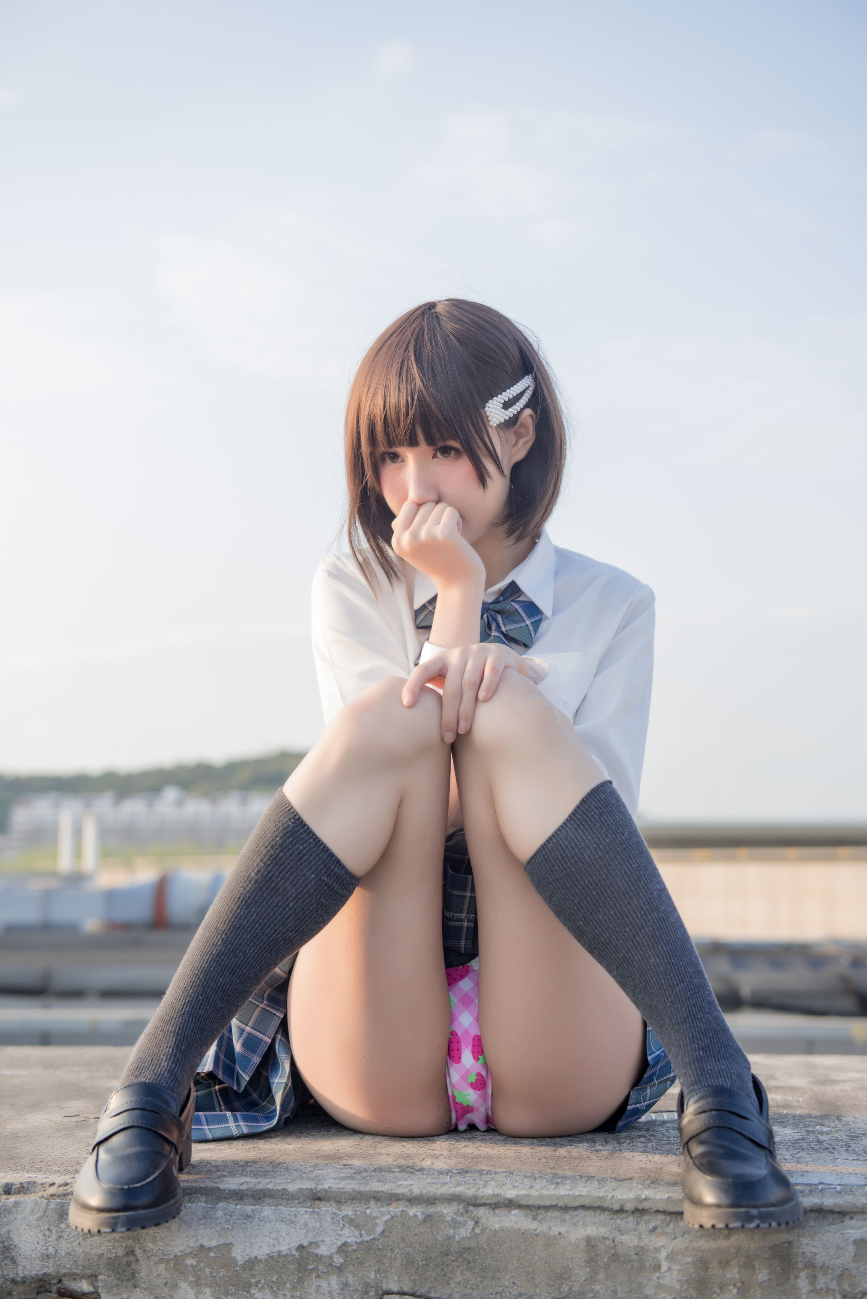 西园寺南歌NO01少女裙底高分推荐