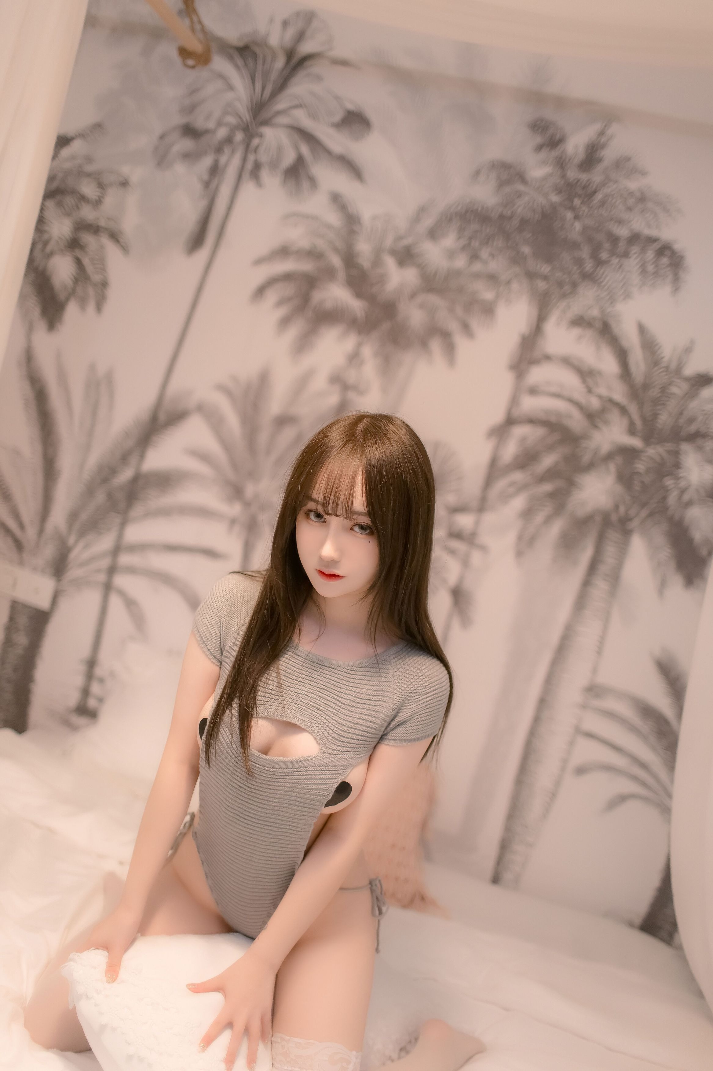 尤猫醒醒NO05定制福利93P6V268MB0120人气写真