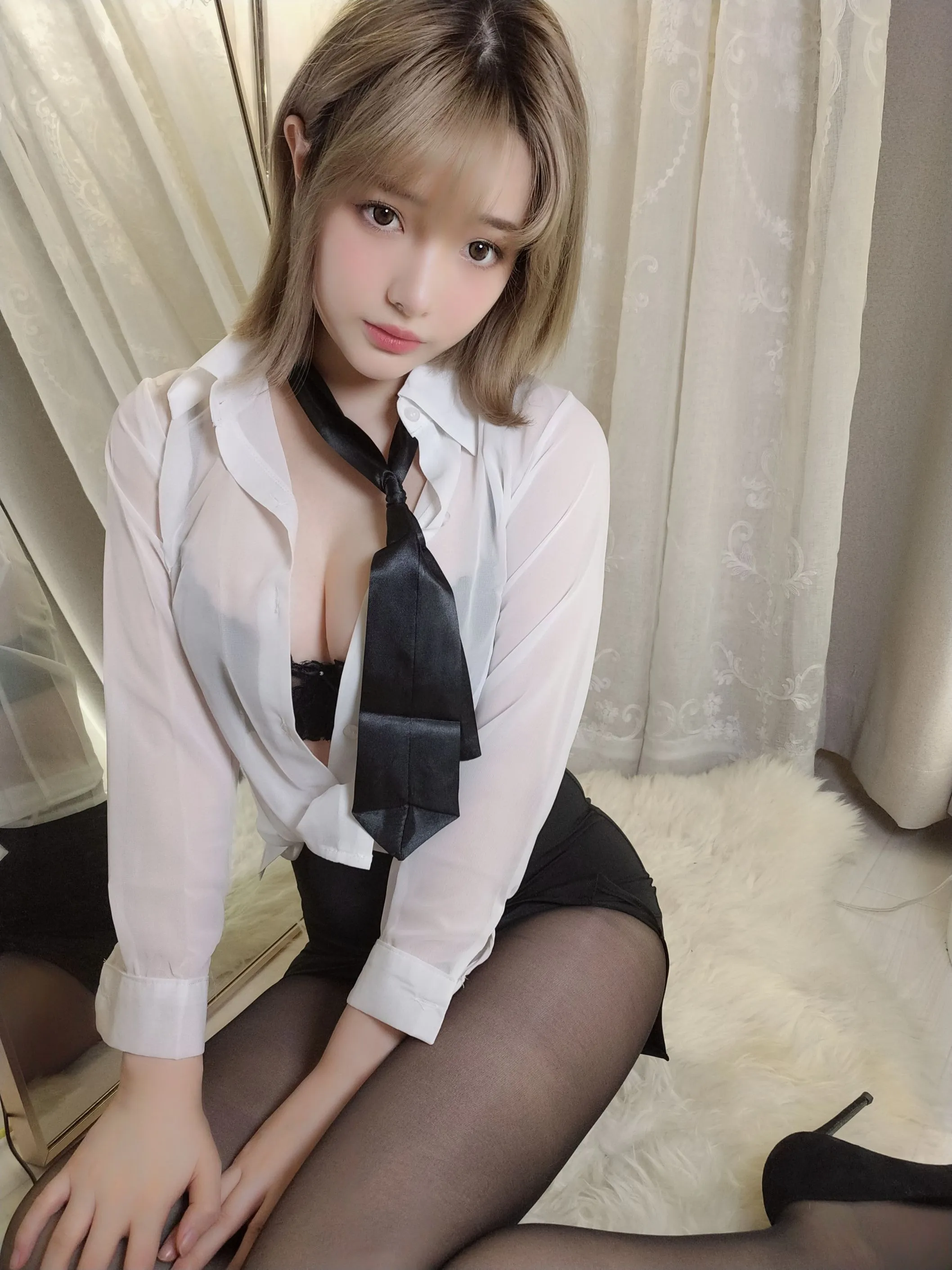 雯妹不讲道理520特辑豪华版白衬衫30P2V187MB0525精选