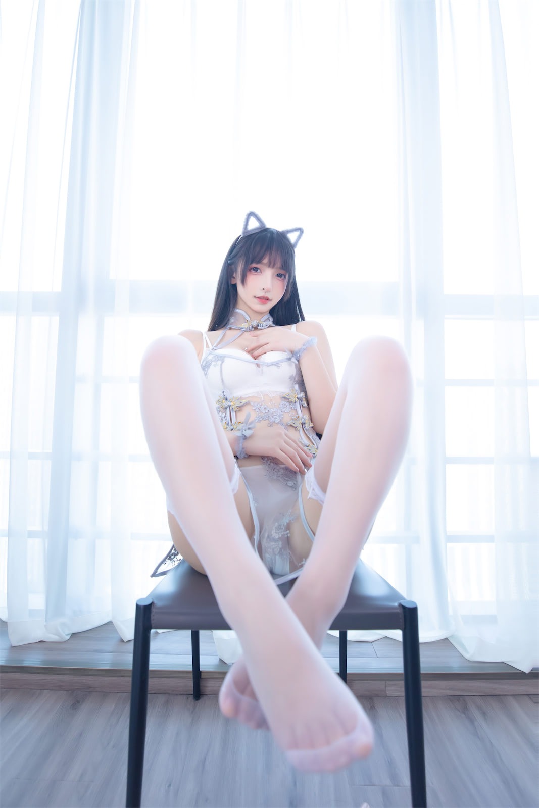 神楽坂真冬羞涩喵喵网红写真