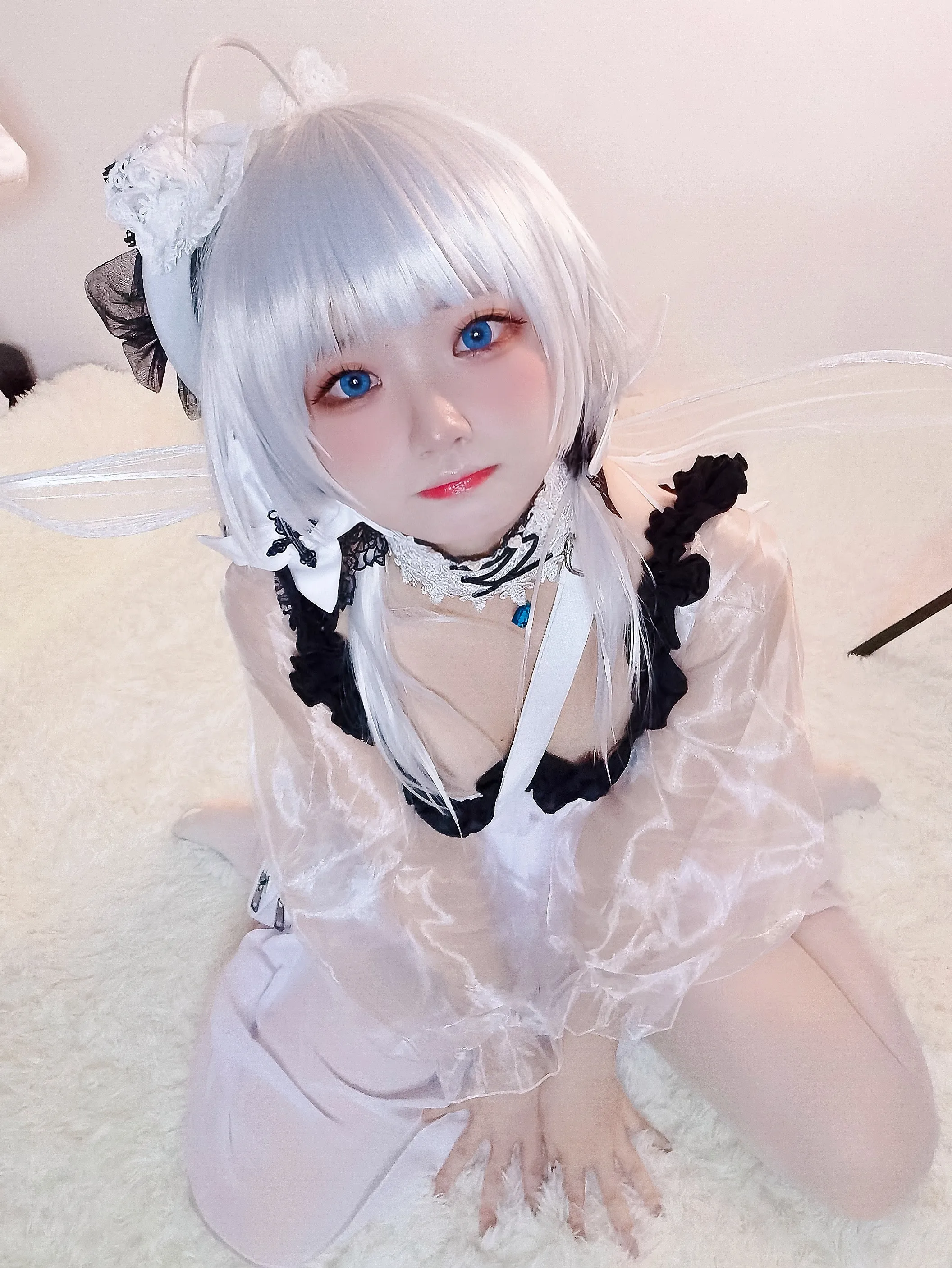 伊喵君_Nya碧蓝航线小光辉19P70MB最新写真