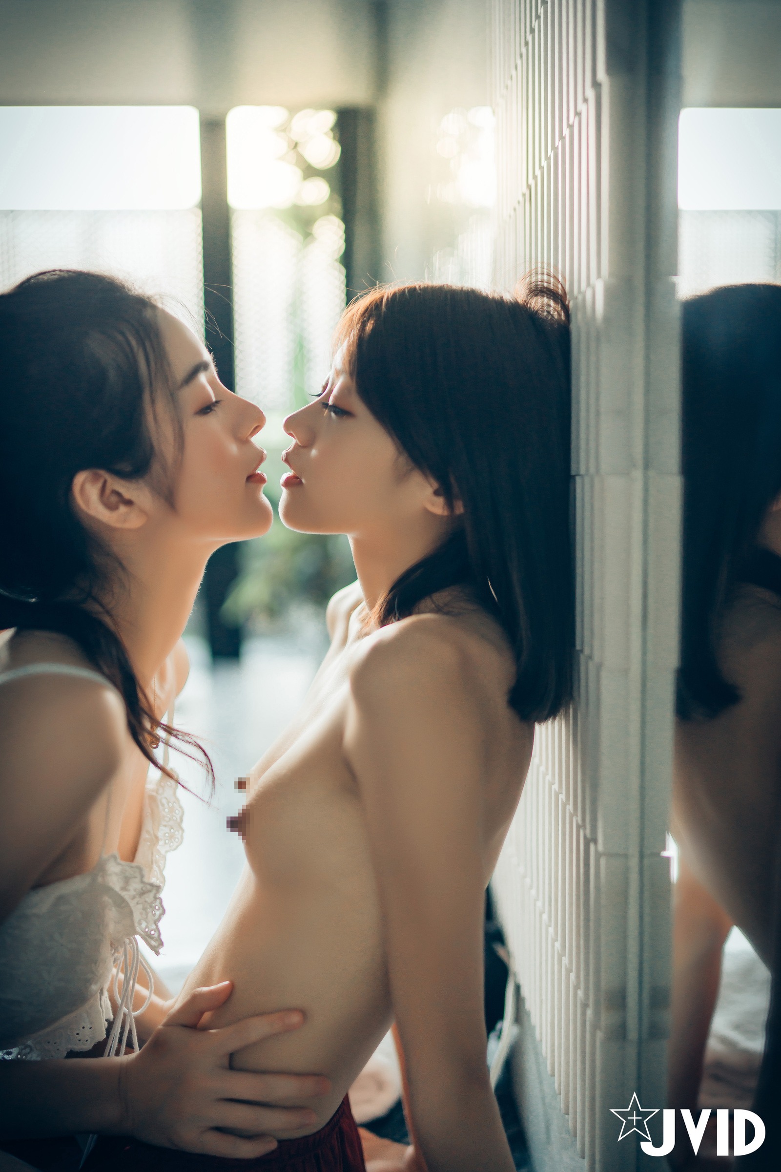 JVID好色萝莉妍妍X巨乳御姊辰辰0226完整版