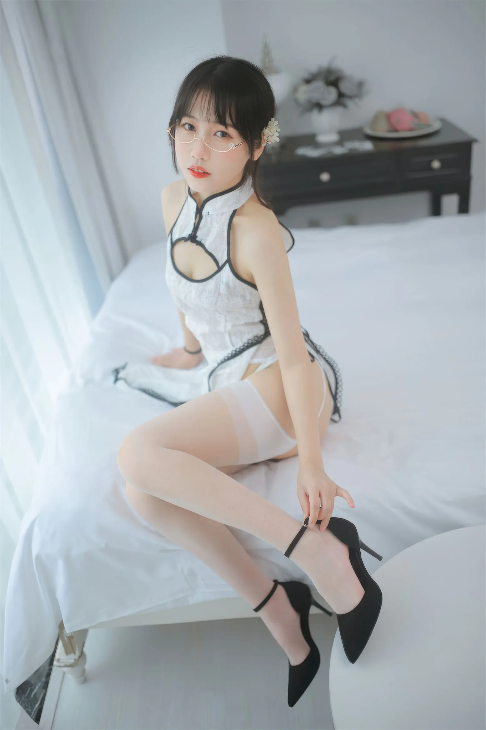 不呆猫人妻白旗袍0419作品集