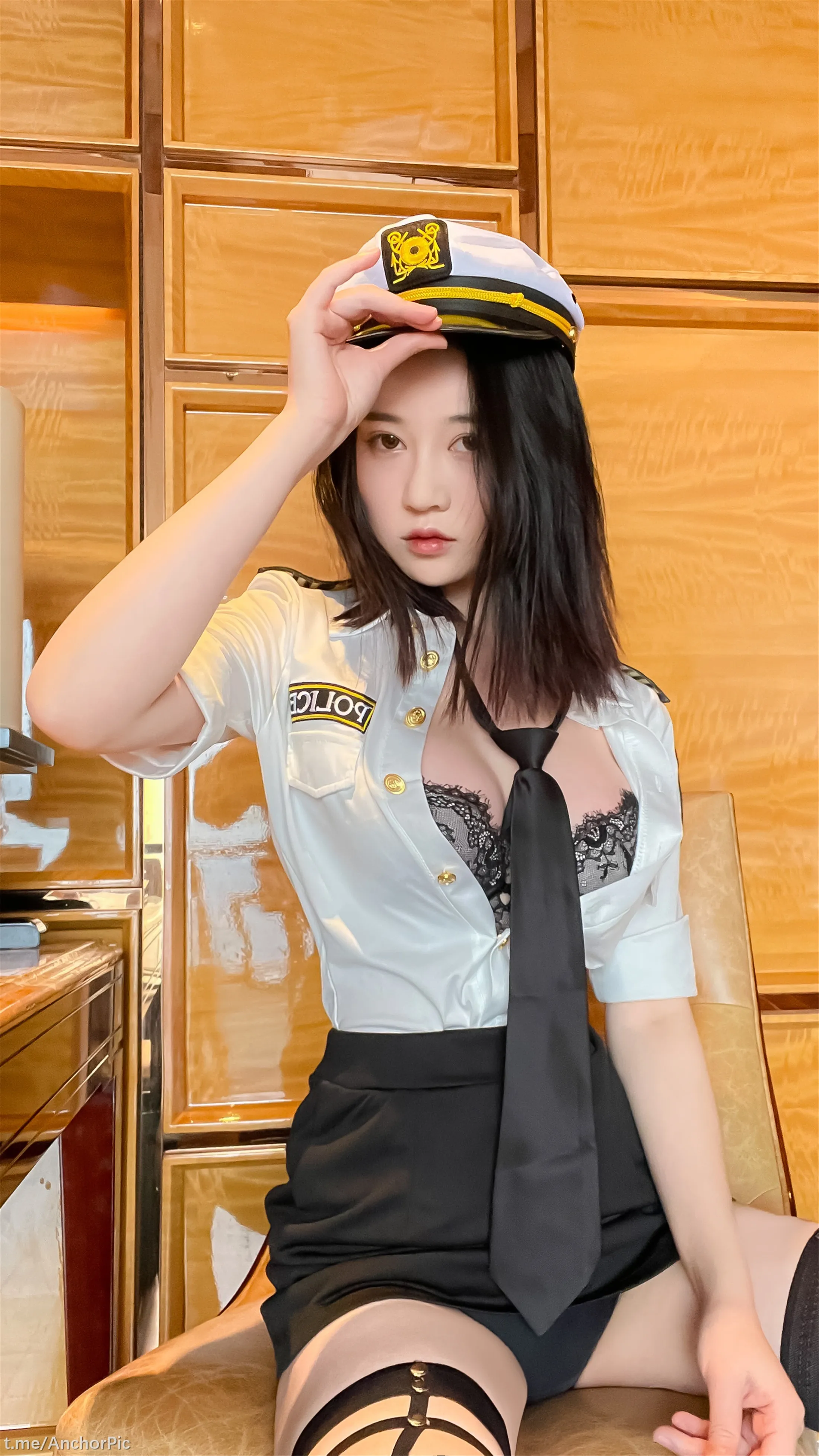 年年涩女警82P0315人气合集