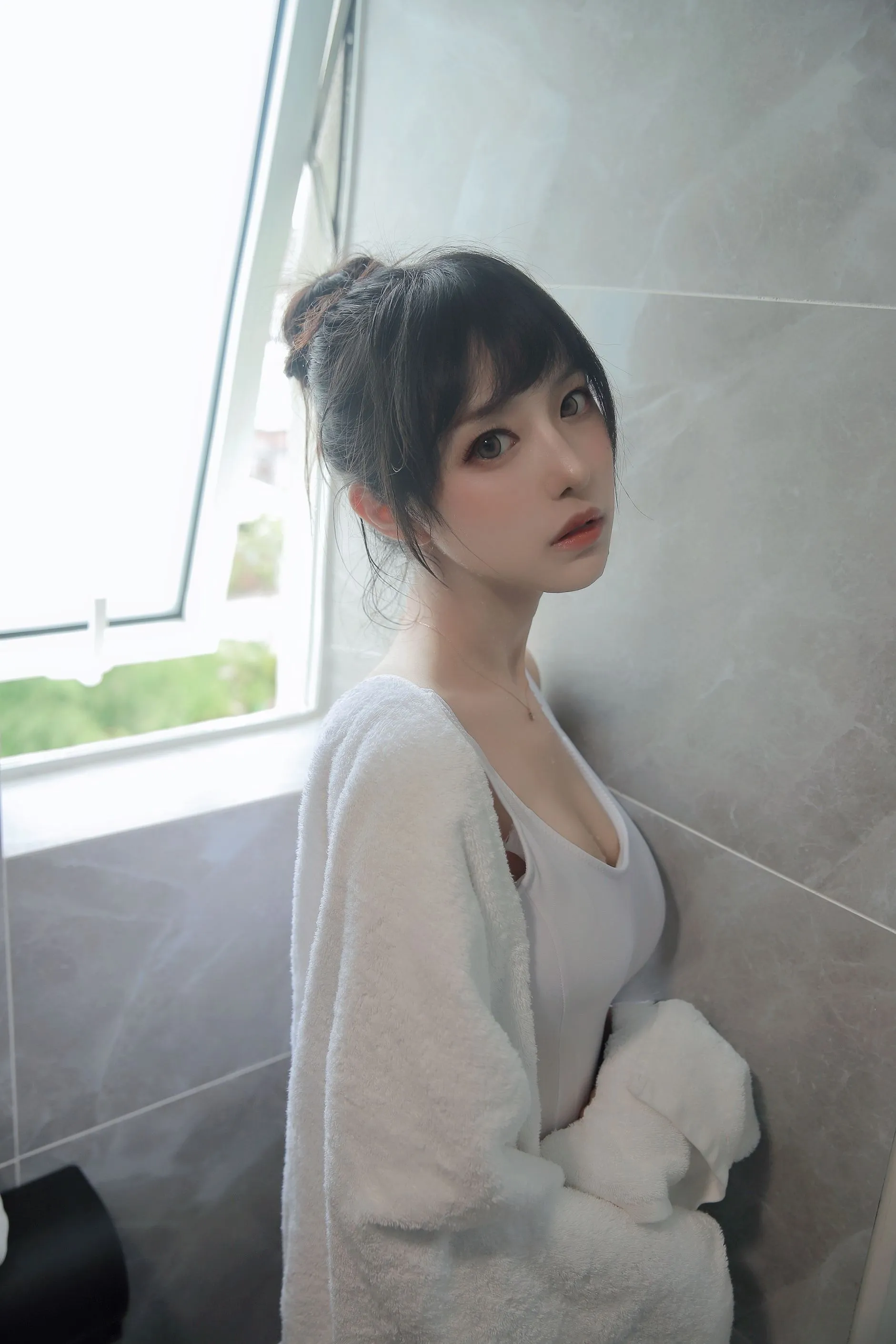 Shika小鹿鹿半透浴室22P51MB0613网红写真