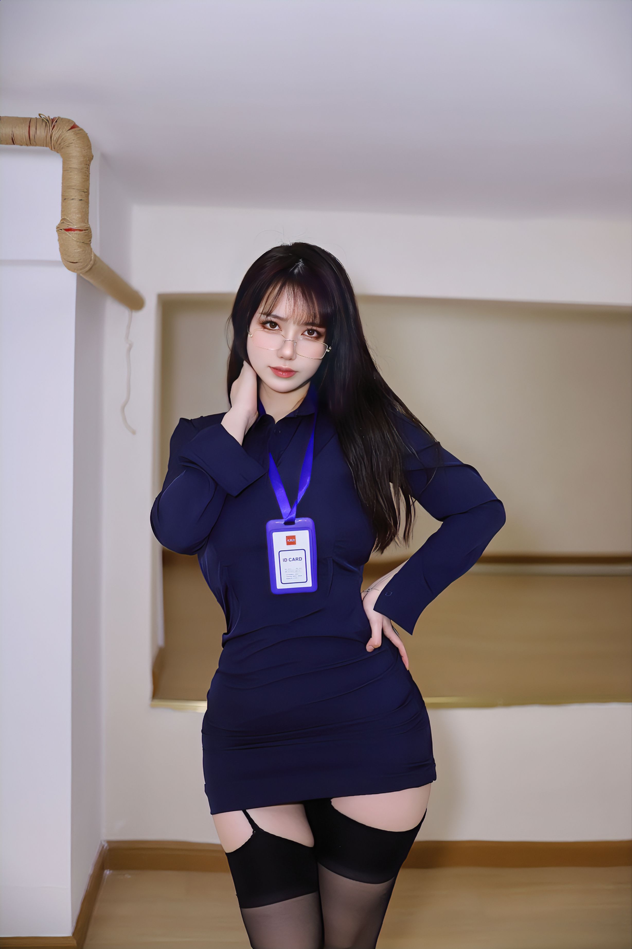 Tina很妖孽呀职业装秘书44P398MB写真集