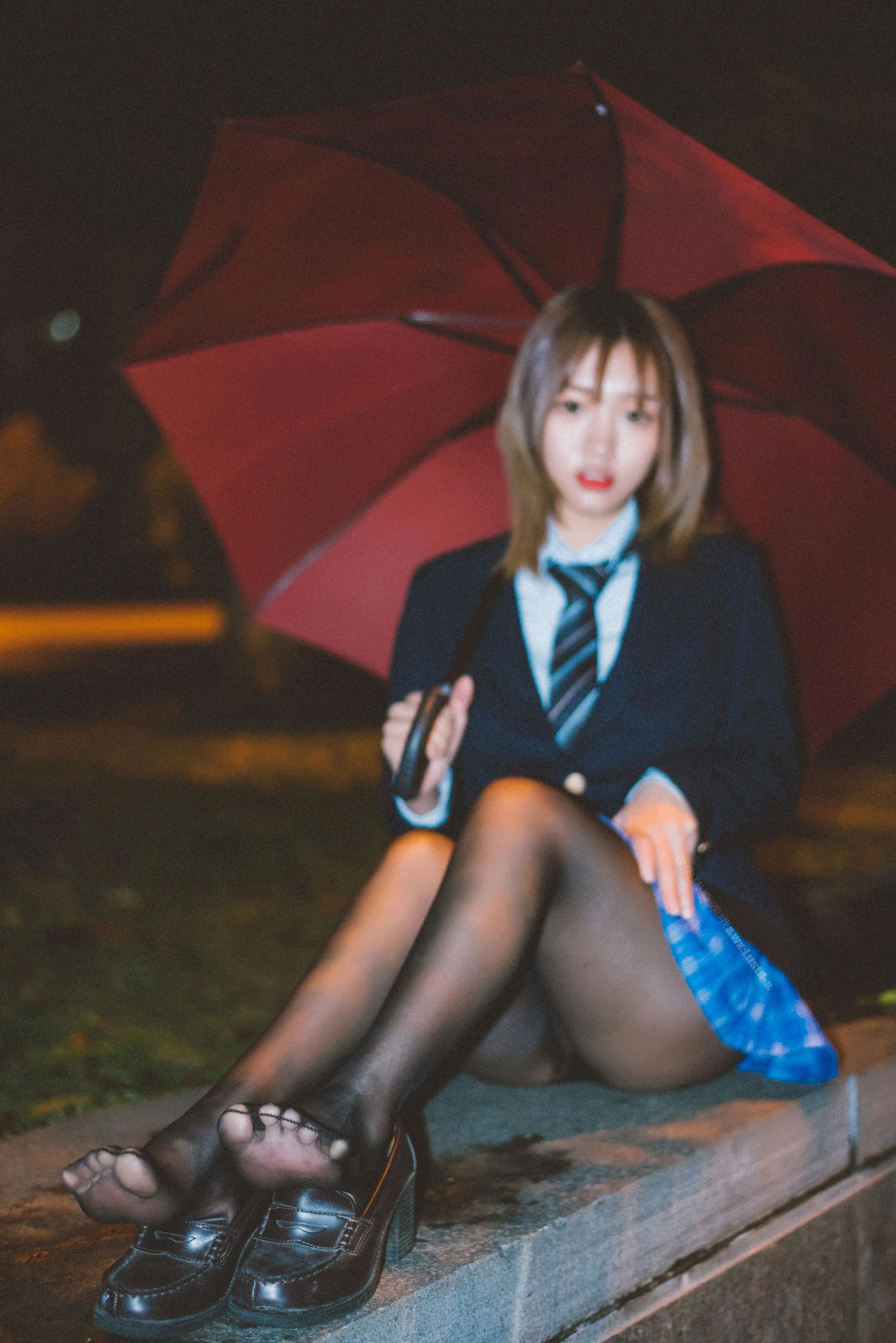 柒柒不可爱深夜公园JK36P0610独家发布