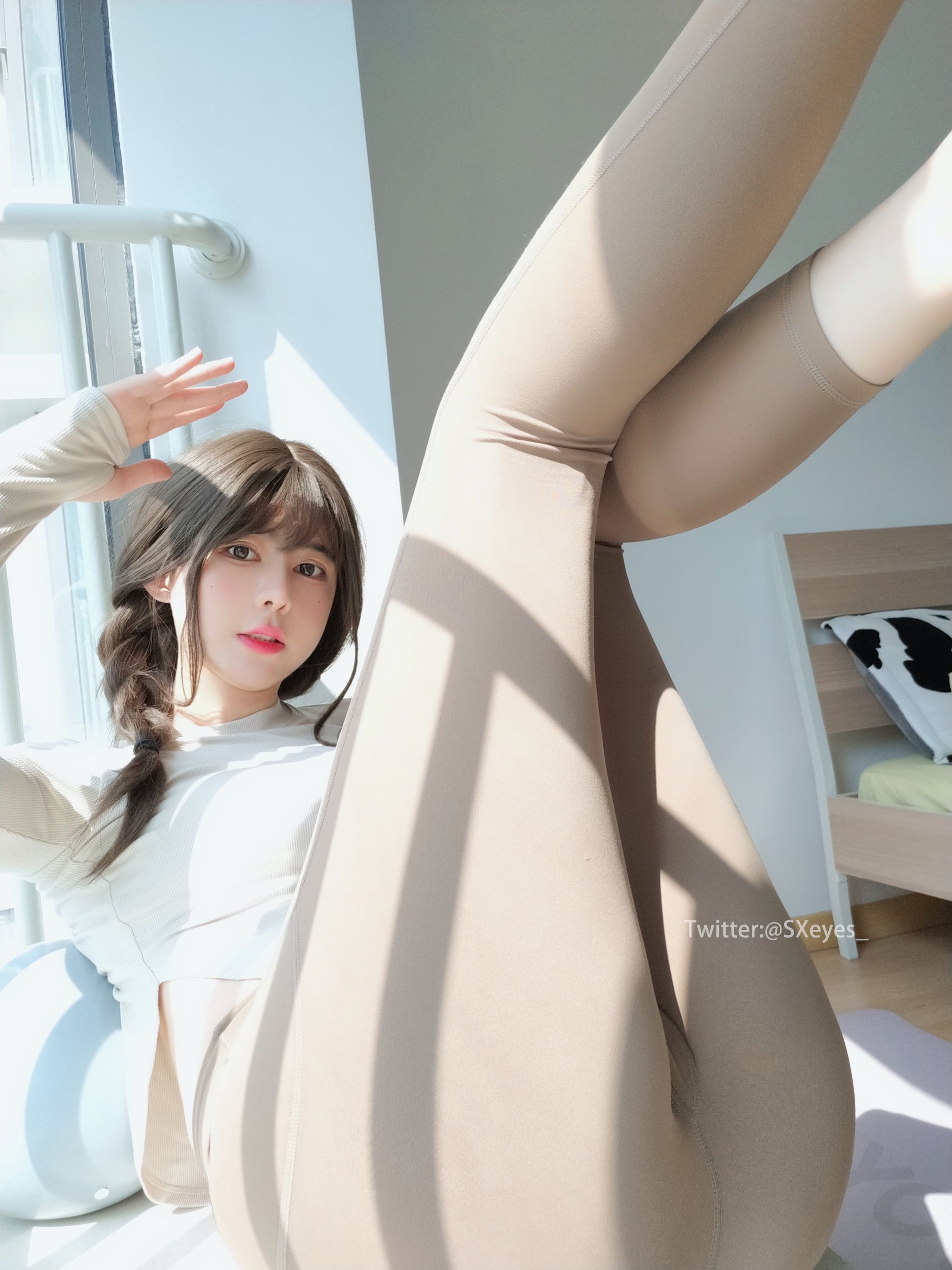 眼酱大魔王wNO65Vol32瑜伽服32P160MB0327分享专区
