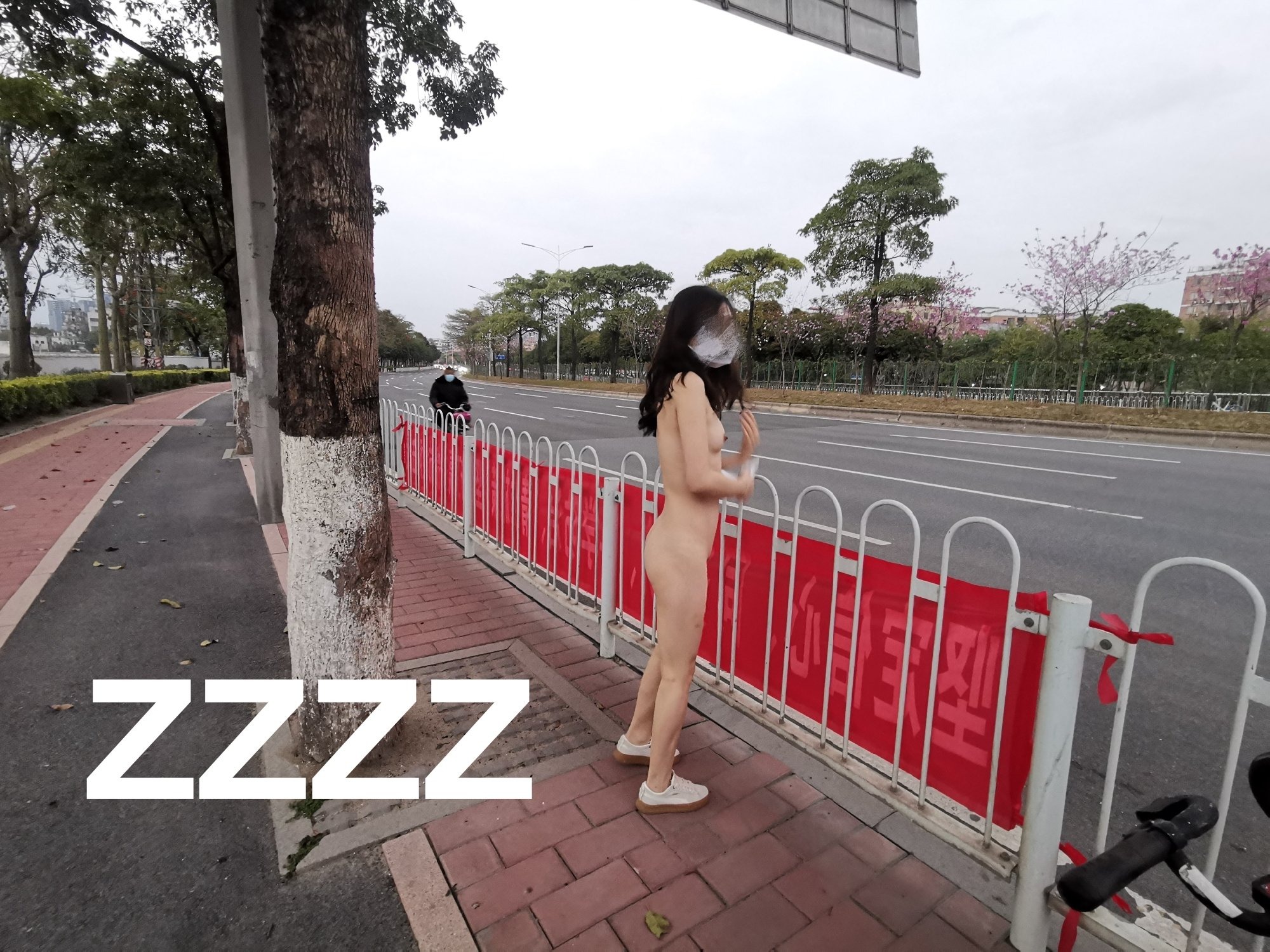 广州情侣ZZZZ全裸露出126P0812免费体验