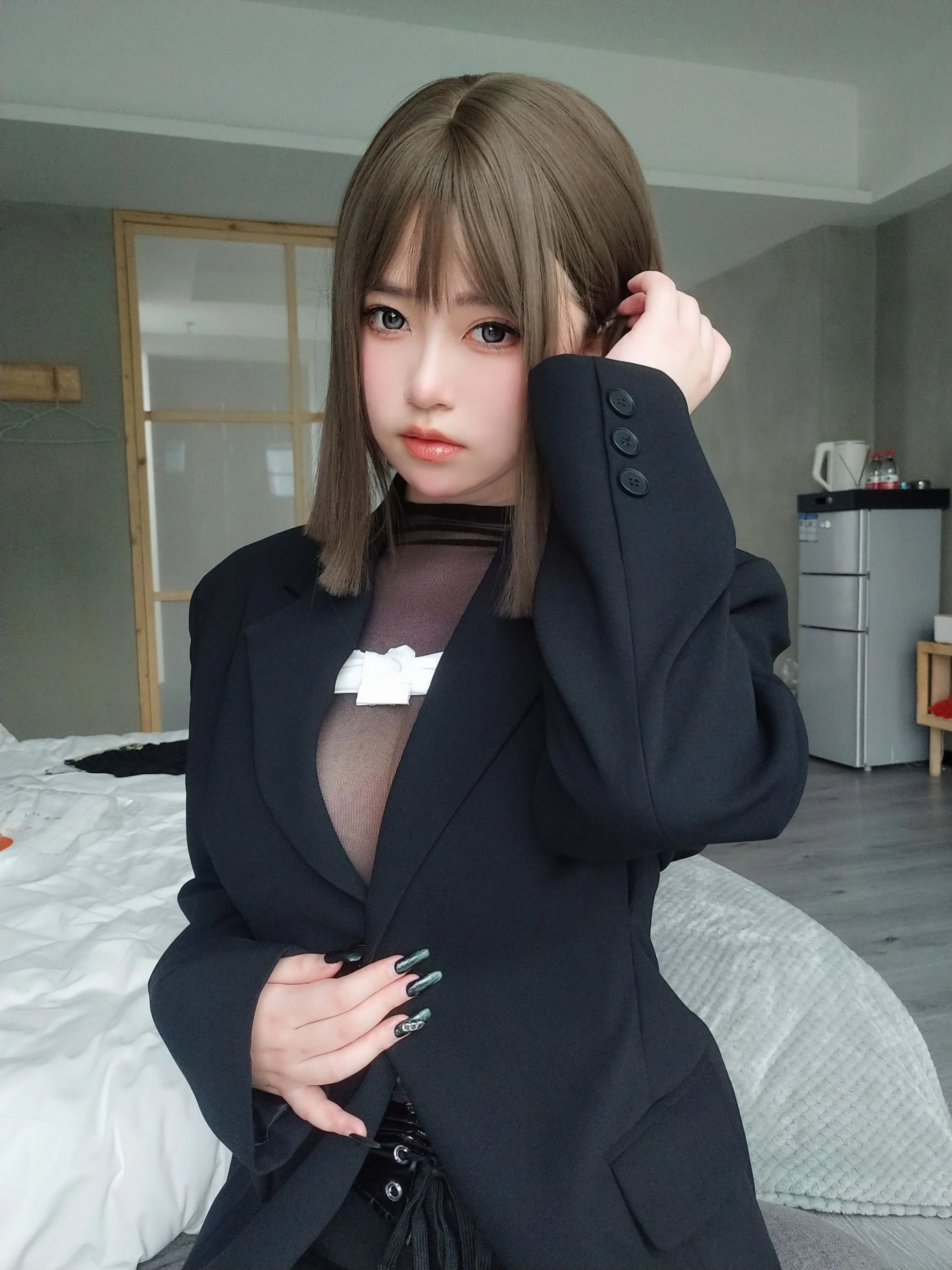 女主K大胆的秘书0101高清图